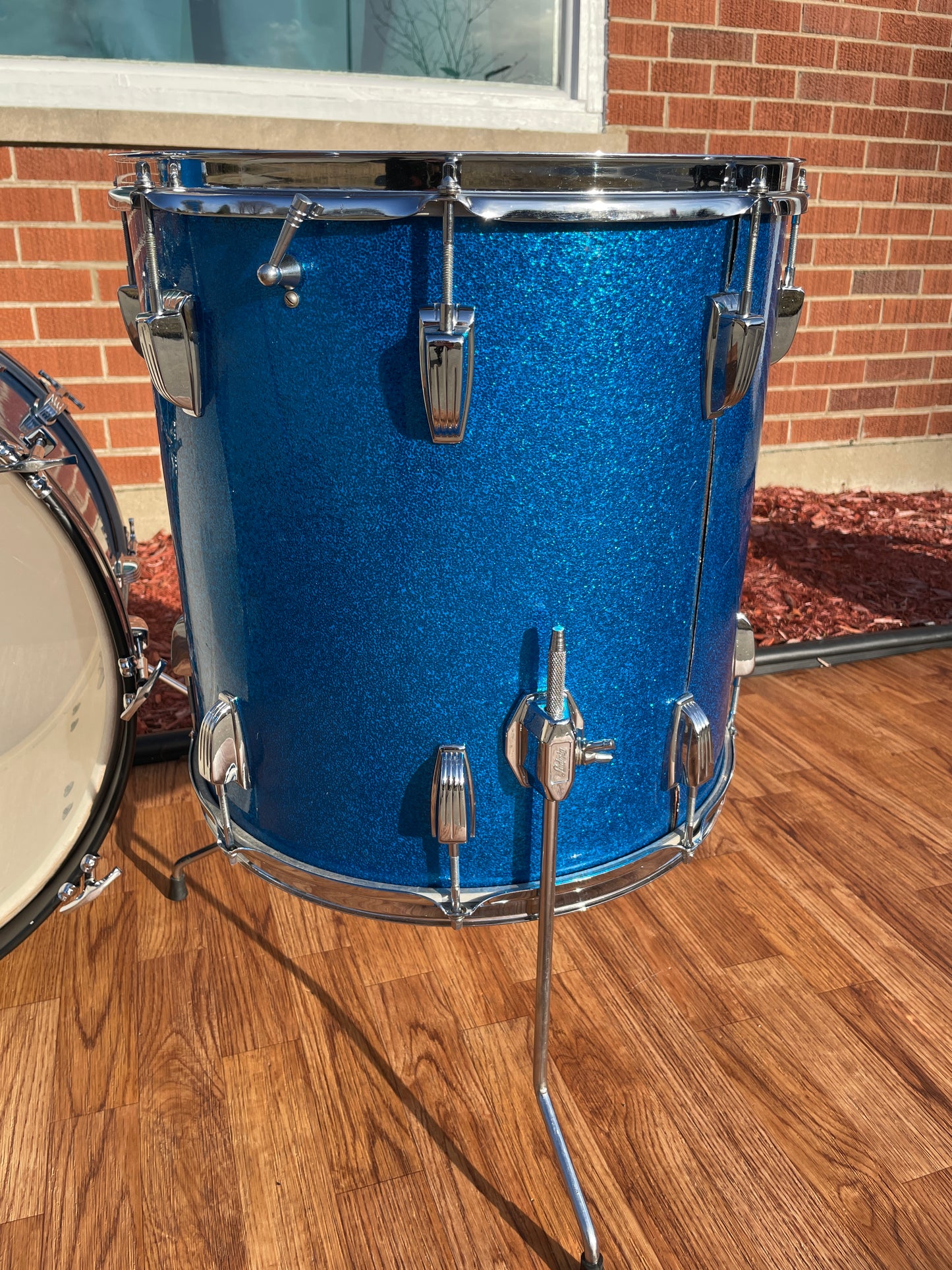 1965 Ludwig Super Classic Drum Set Blue Sparkle 22/13/16