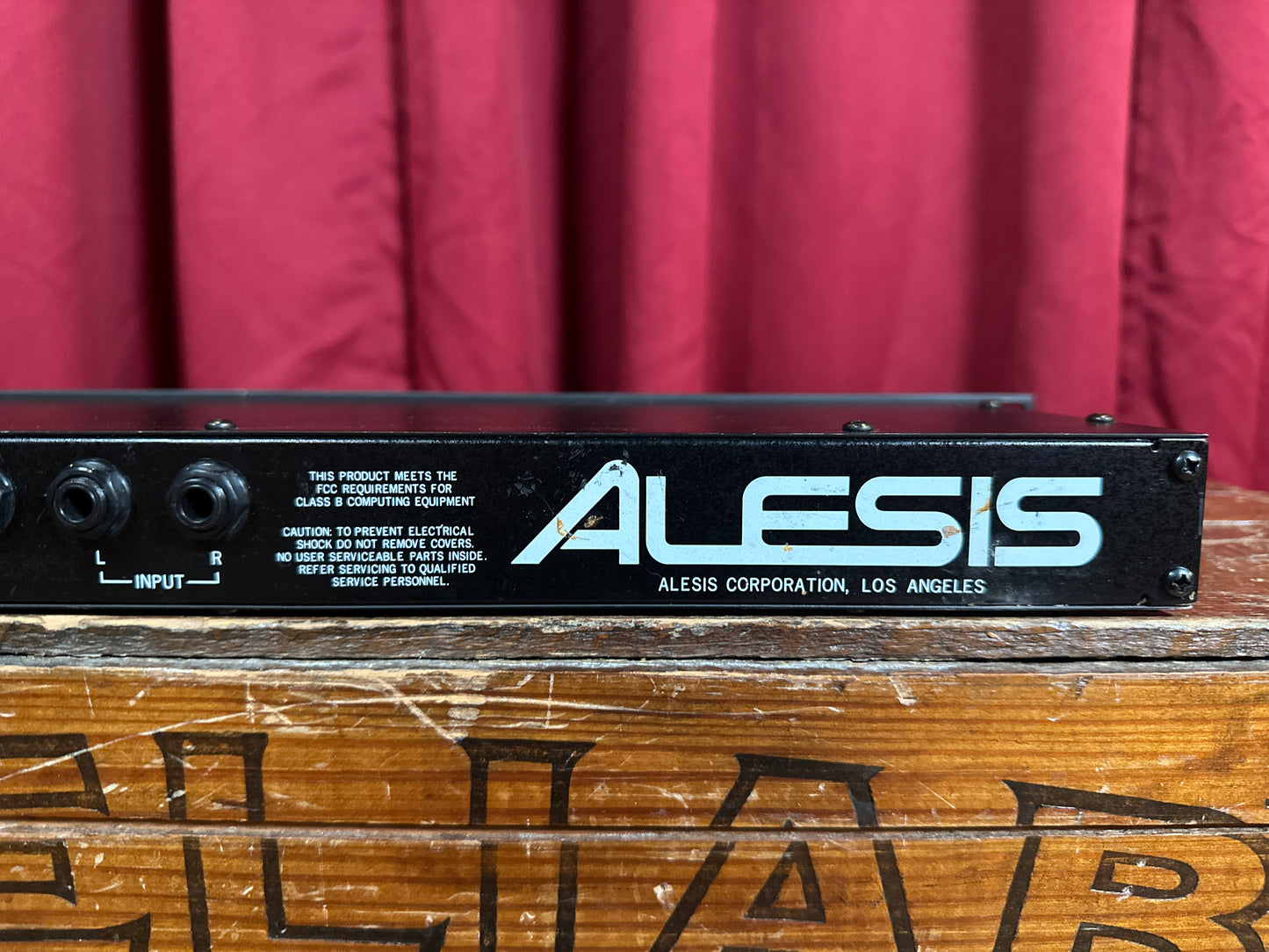 Alesis Midiverb II 16-Bit Digital Effects Processor w/ Power Supply