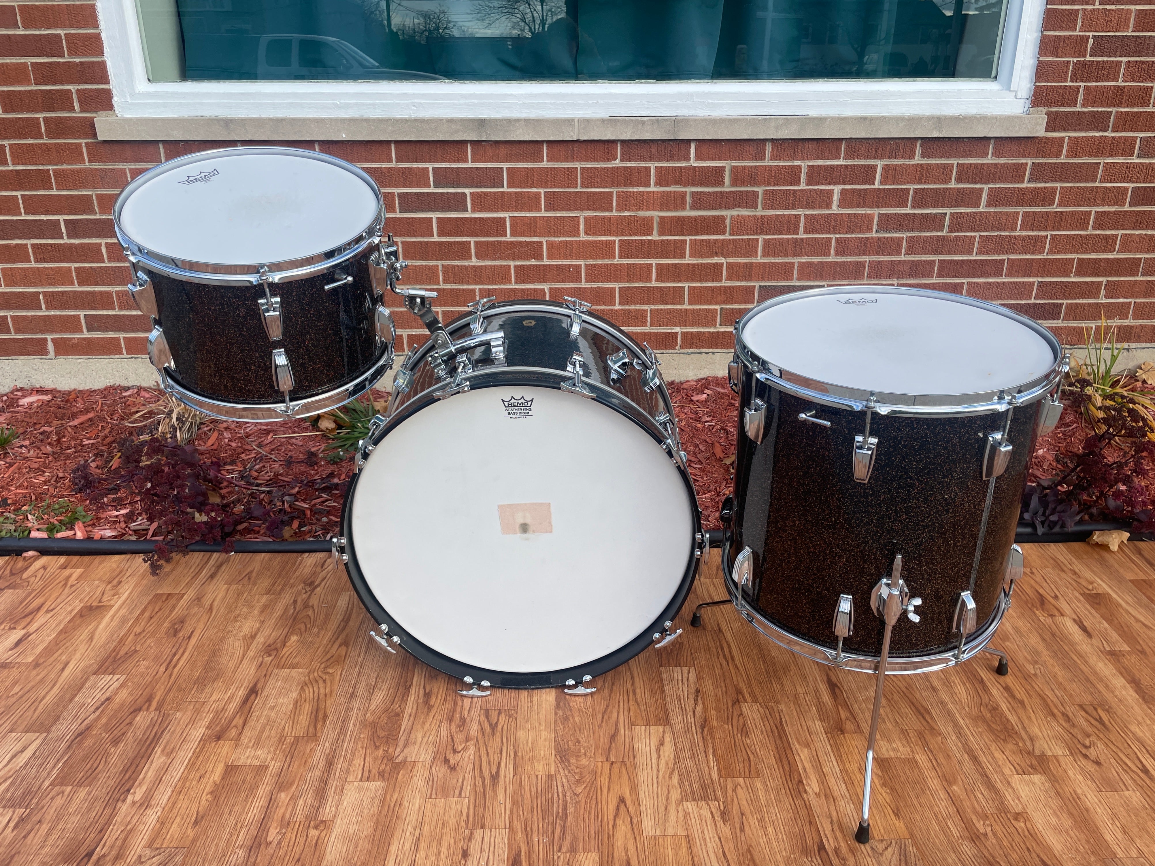 1960s Ludwig Super Classic Drum Set Black Galaxy Sparkle 22/13/16