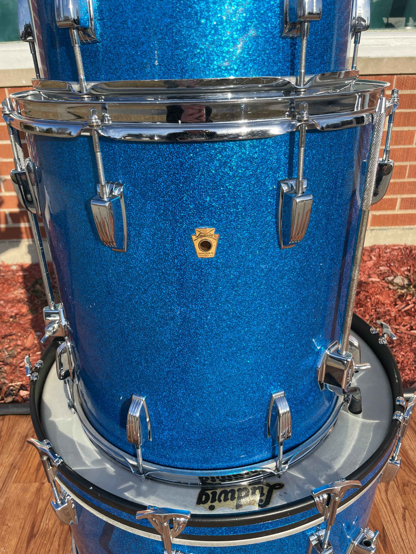 1965 Ludwig Super Classic Drum Set Blue Sparkle 22/13/16