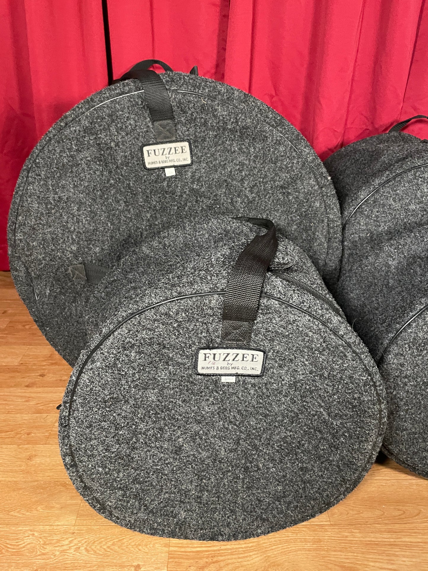 Humes & Berg Fuzzee Snare, Tom, Bass Drum Bag Set 16x22/10x12/12x13/16x16/5.5x14