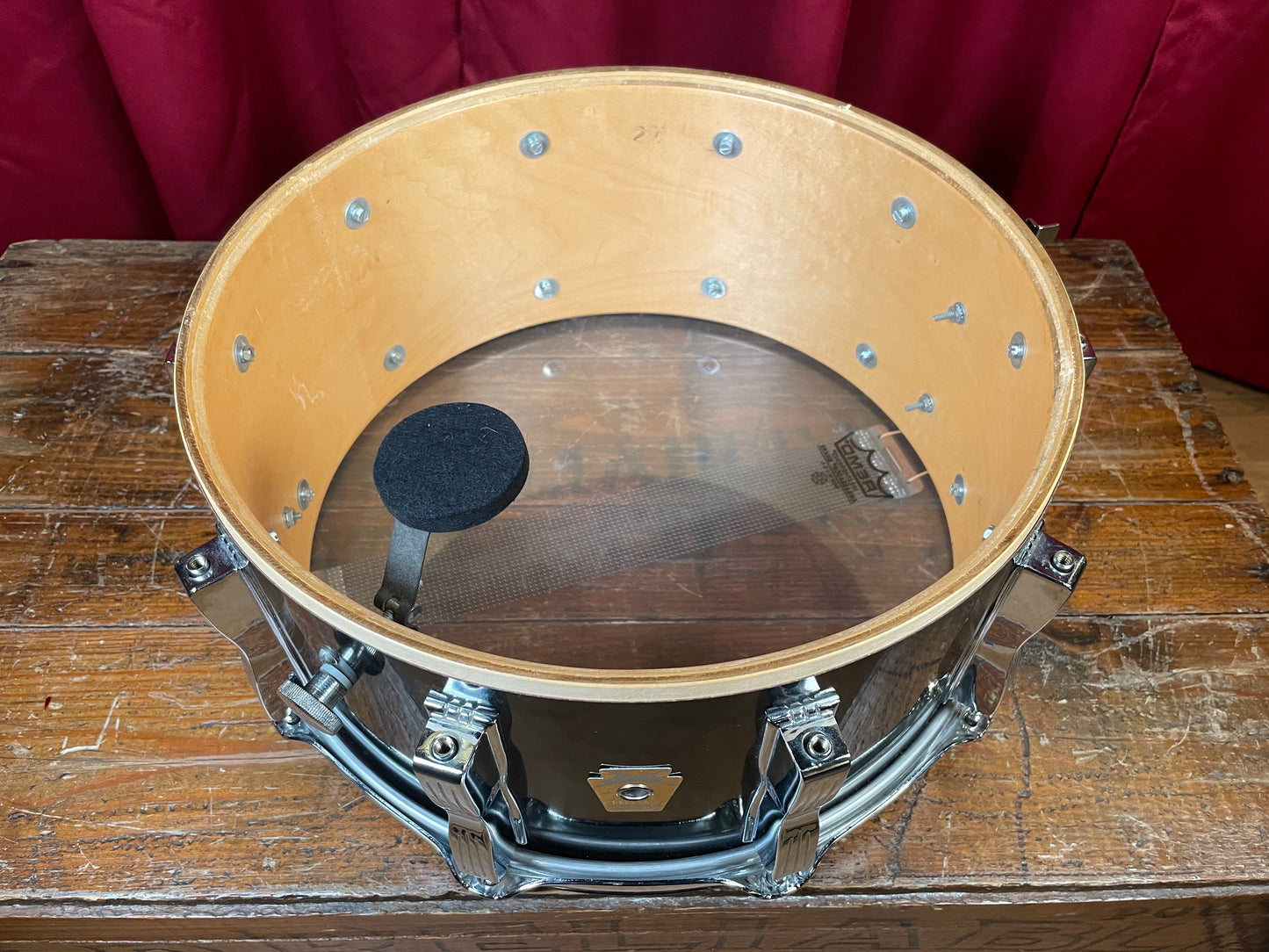 1980s Ludwig 6.5x14 Rock/Concert Snare Drum Black Cortex Monroe Badge