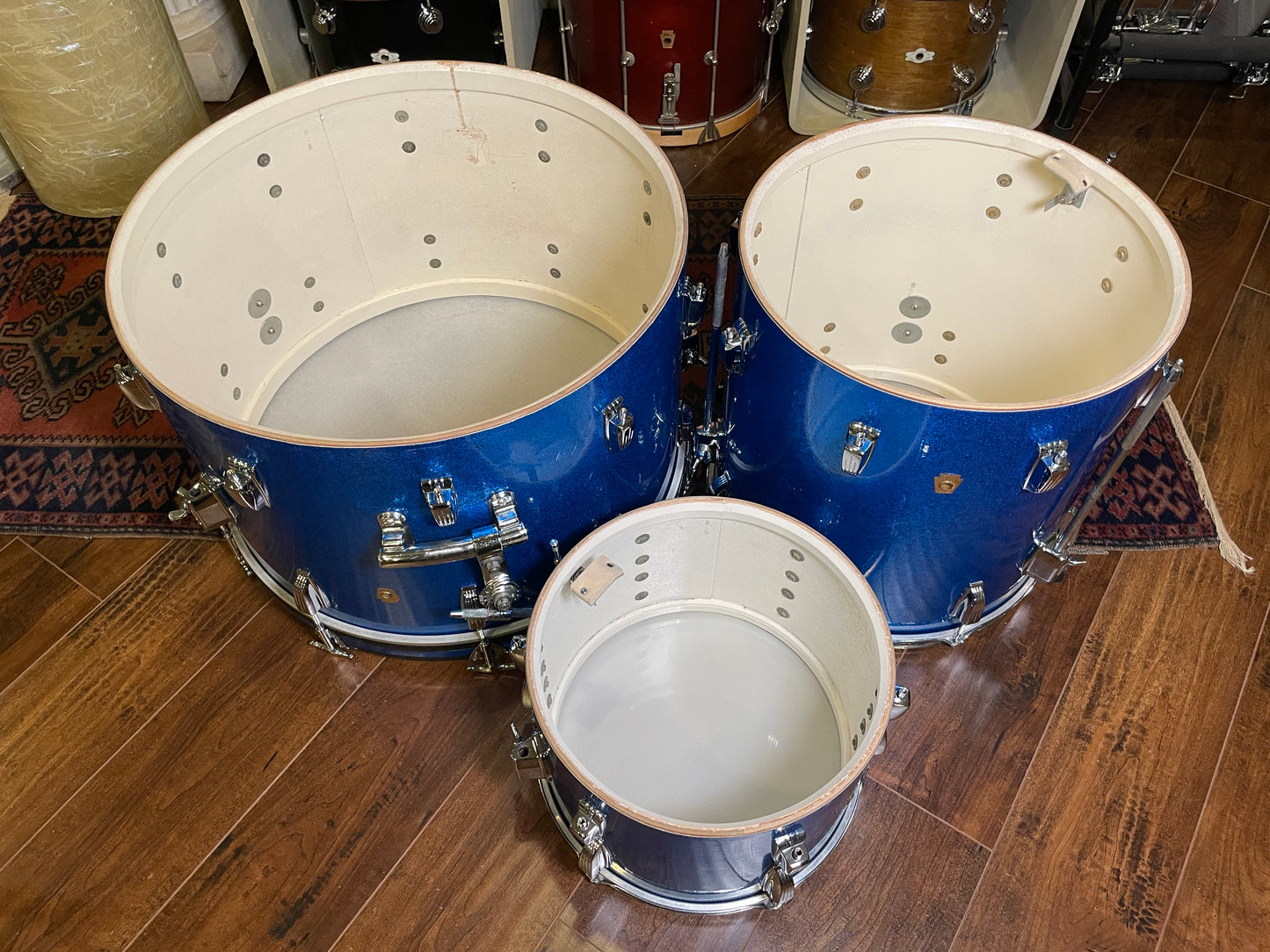 1965 Ludwig Super Classic Drum Set Blue Sparkle 22/13/16