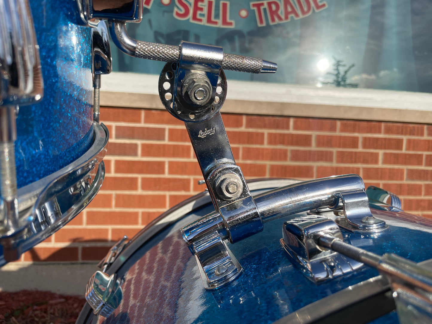 1965 Ludwig Super Classic Drum Set Blue Sparkle 22/13/16