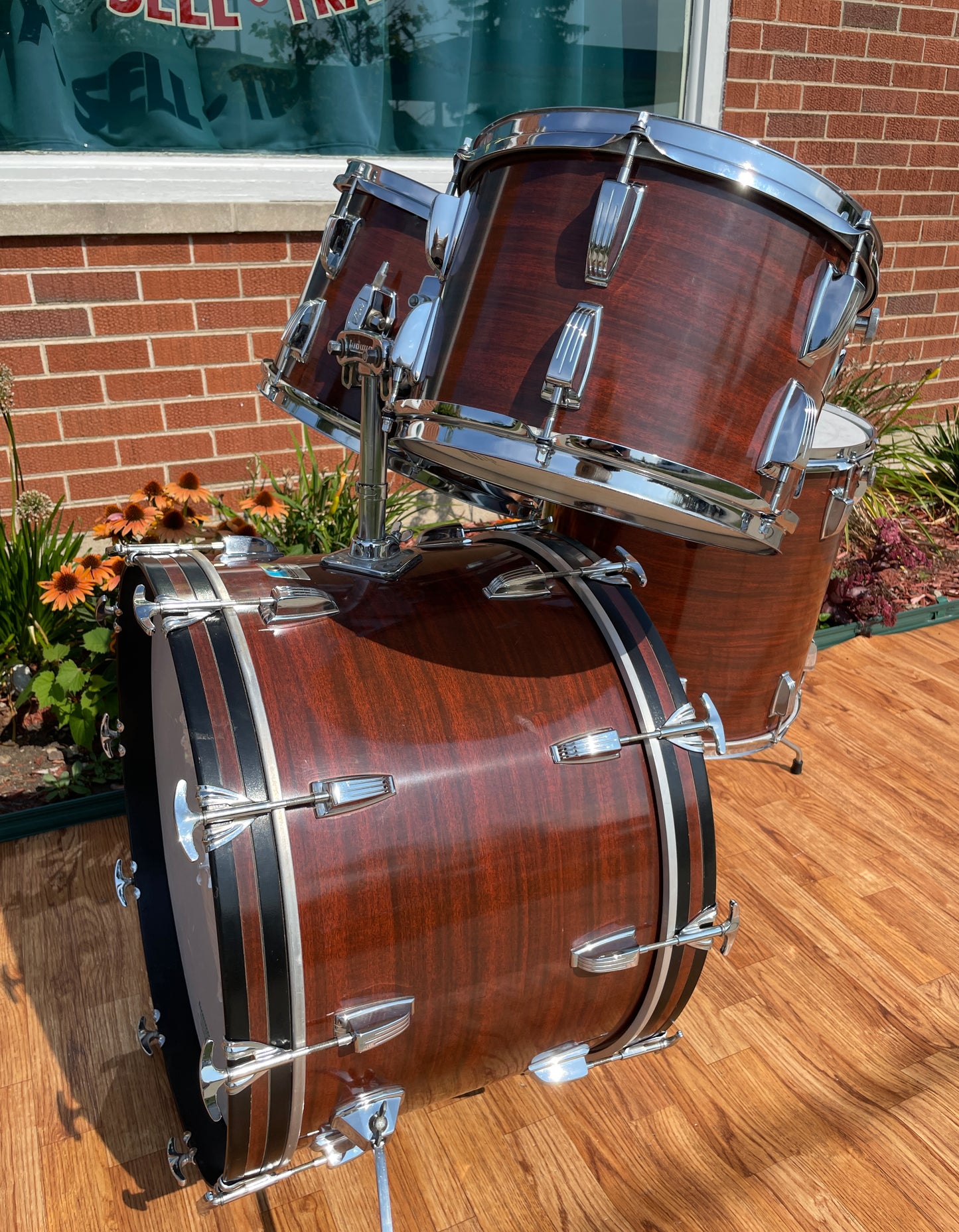 1970s Ludwig Big Beat 3-Ply Drum Set Mahogany Cortex 22/12/13/16