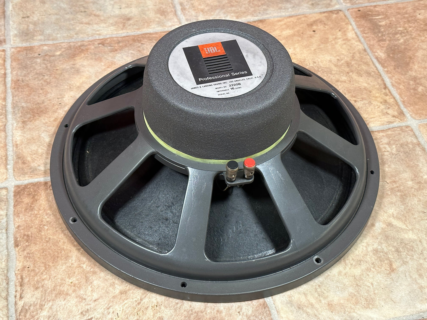 JBL Professional Series 2220B 15" Speaker 16 Ohms