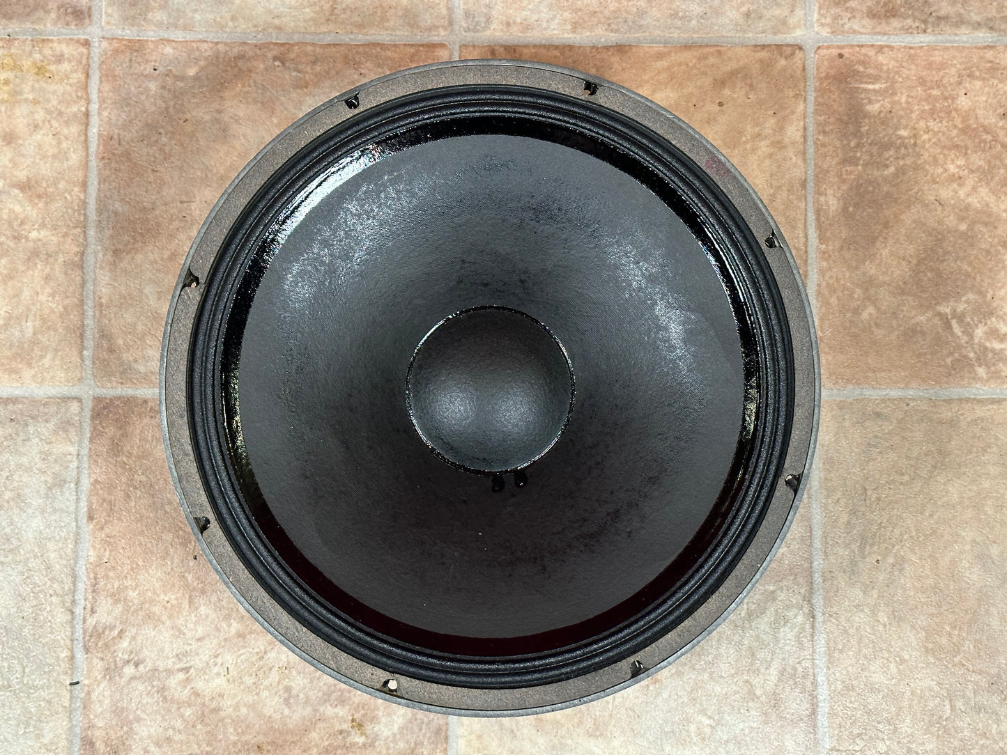 JBL Professional Series 2220B 15" Speaker 16 Ohms