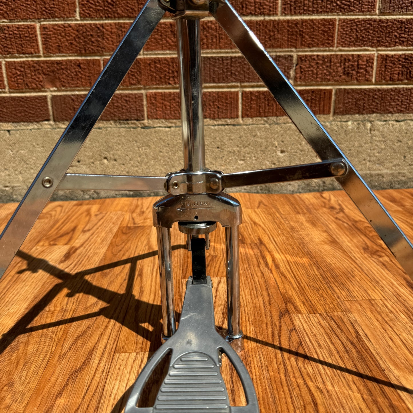 1960s Ludwig Atlas No. 1124 Direct Pull Big Beat Spur-Lok Hi-Hat Stand