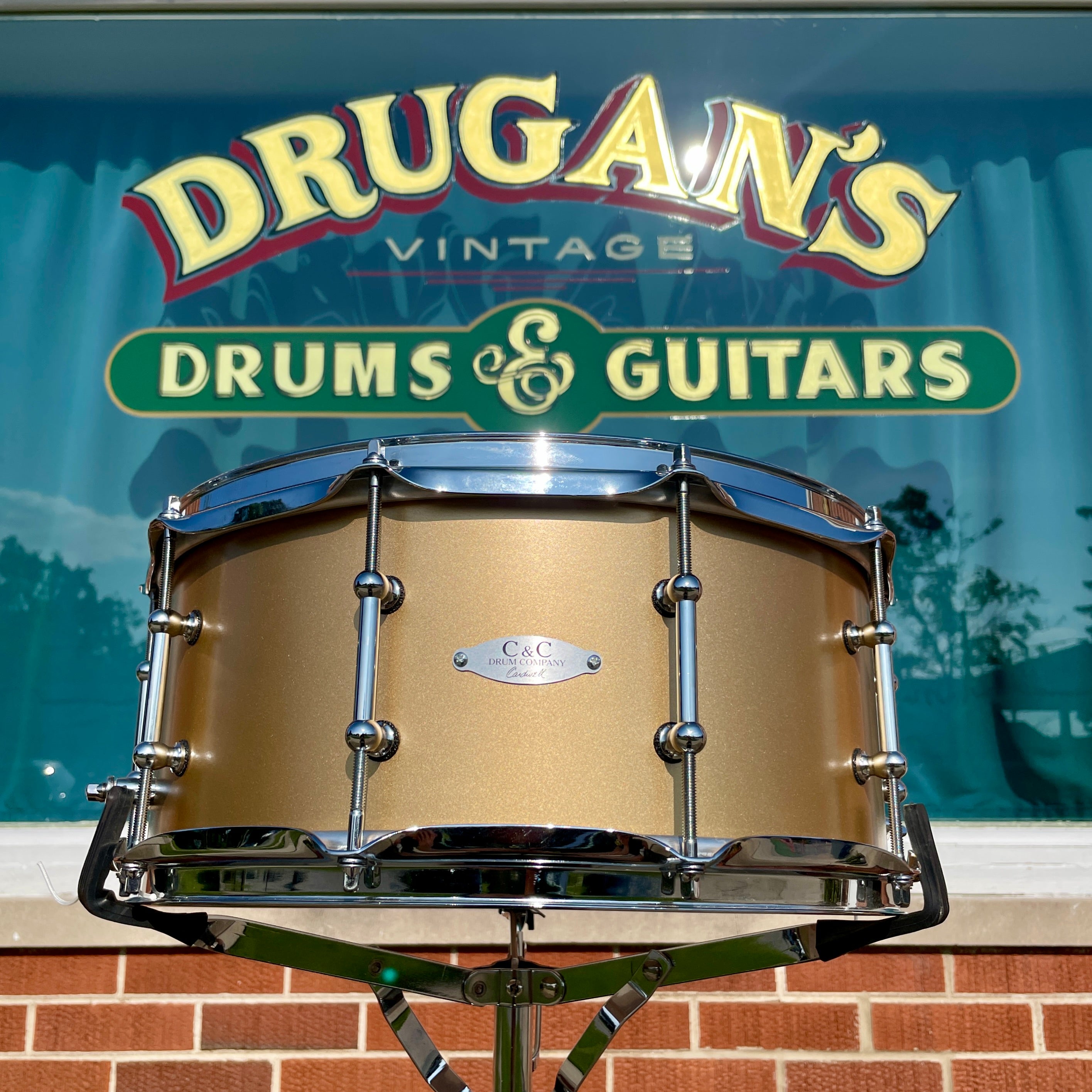 C&C Drum Company Custom 6.5x14 12th & Vine Snare Drum Matte Solid Gold –  Drugan's Drums & Guitars