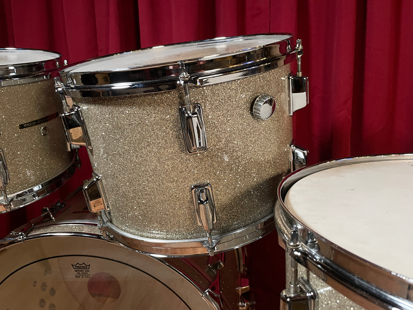 1970s Pearl Wood Fiberglass Drum Set 22/12/13/16 Silver Sparkle *Video Demo*