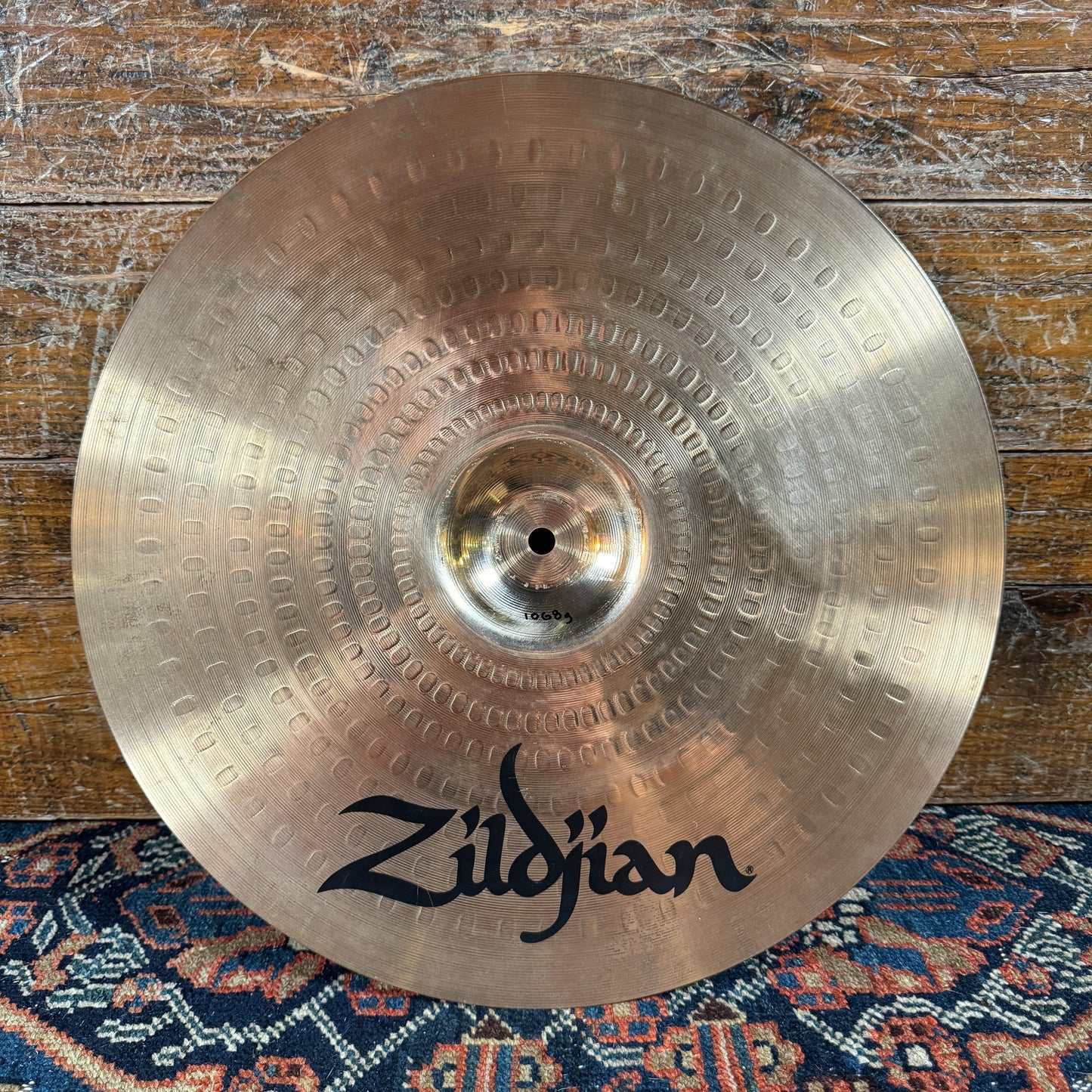 16" Zildjian ZXT Crash Cymbal 1068g