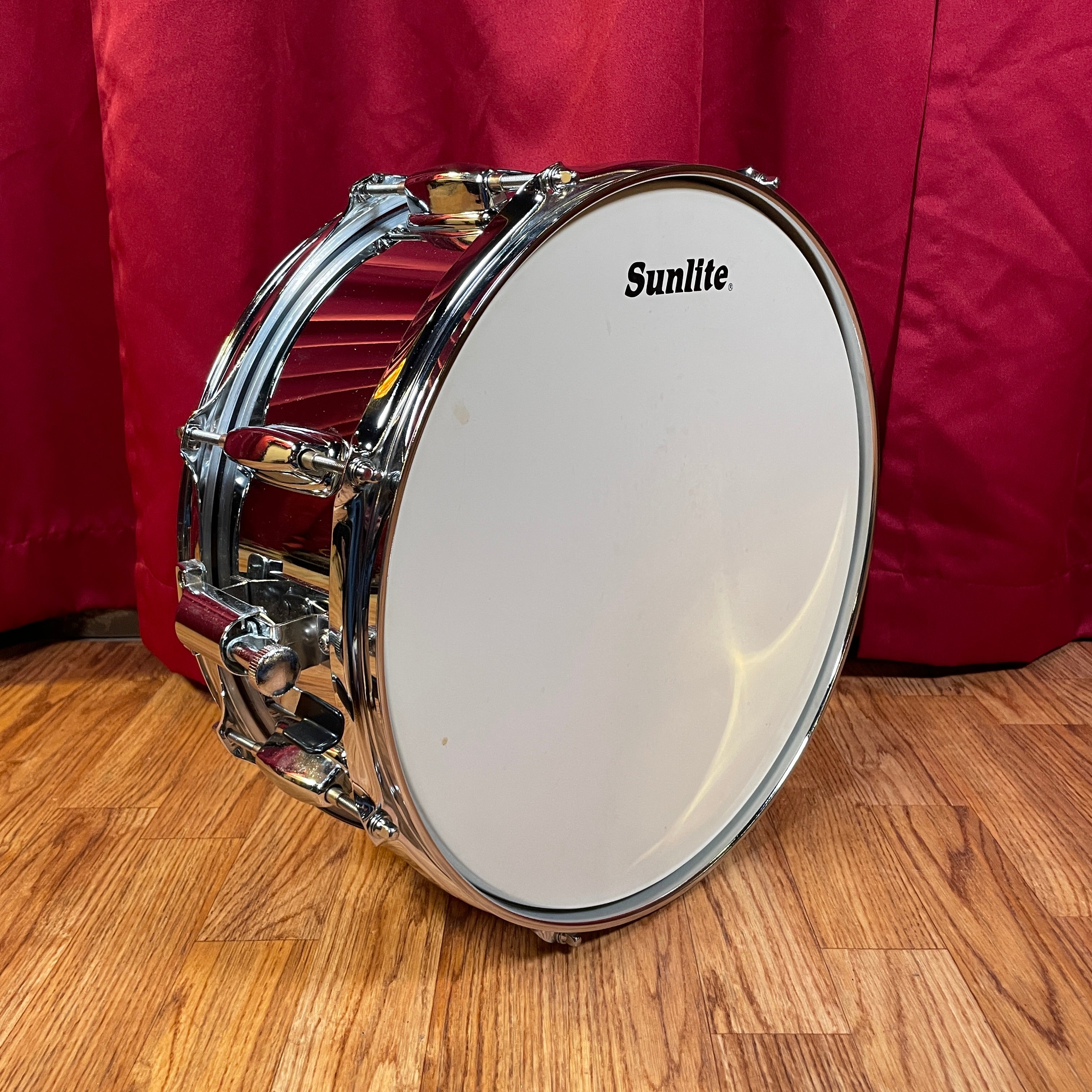 Sunlite store drum set