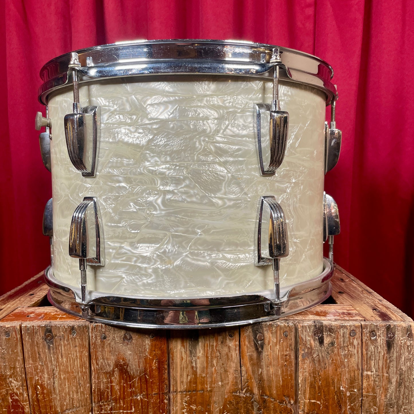 1950s WFL Super Classic 9x13 Tom Drum White Marine Pearl