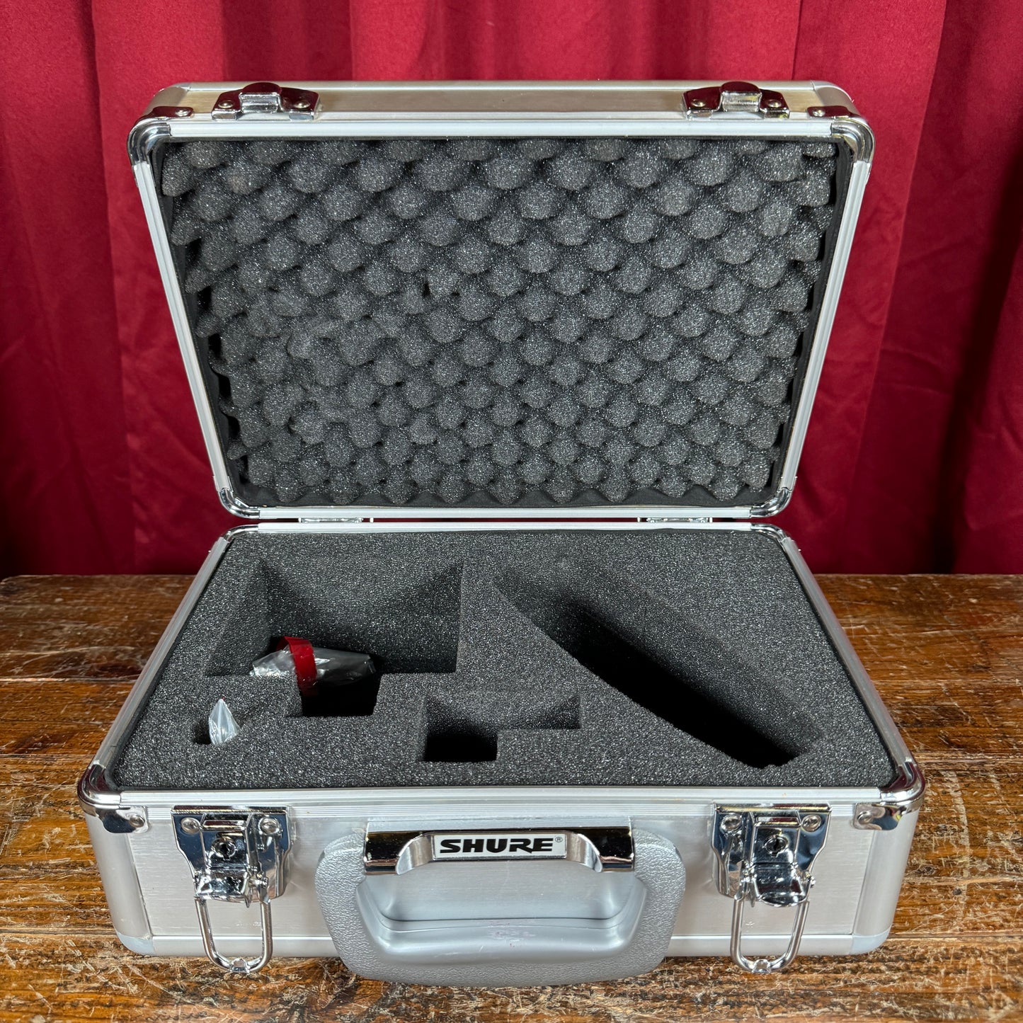 Shure A32SC Aluminum Case for KSM32 Condenser Microphone