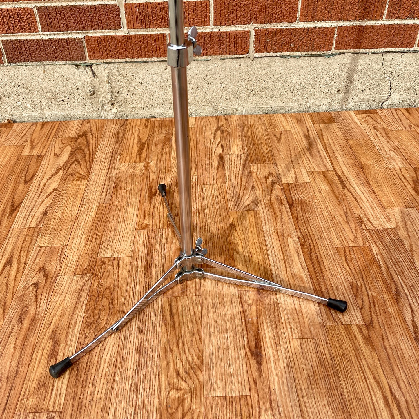 Early 1960s Ludwig No. 1400 Flat Base Straight Cymbal Stand