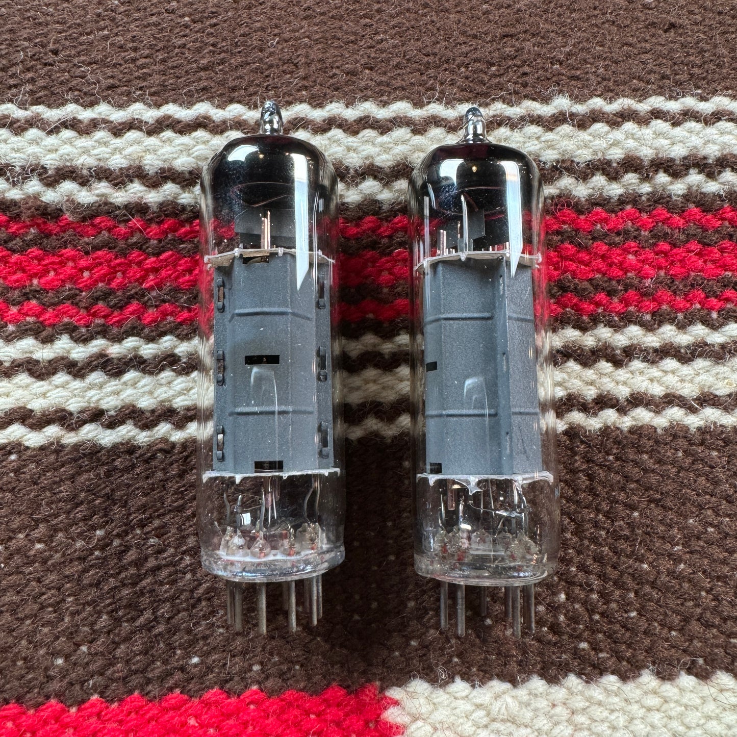 Vintage Ei Yugoslavia EL84 Amplifier Power Tubes Pair Duet 6BQ5 #153