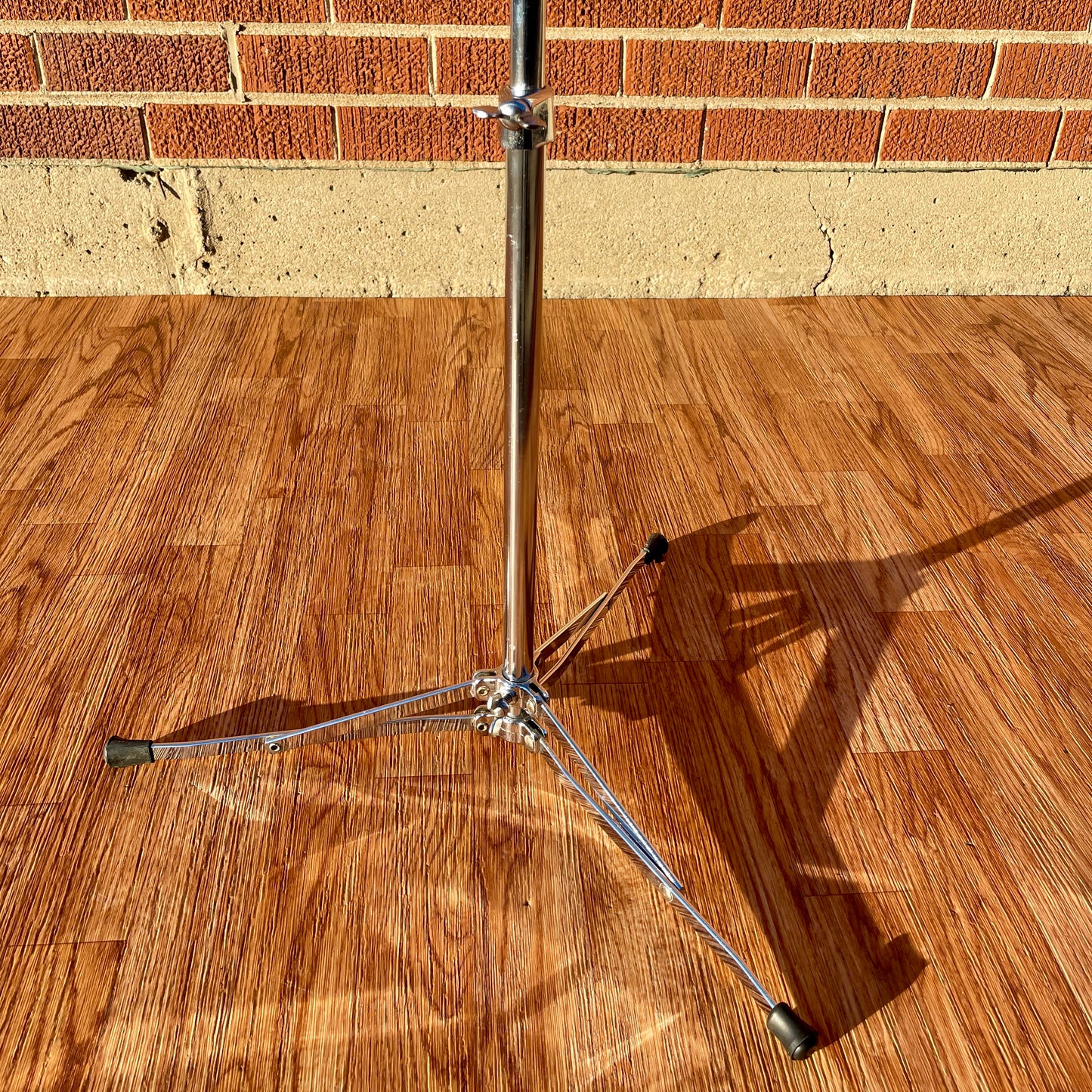 1960s Ludwig No. 1400 Straight Flat Base Cymbal Stand