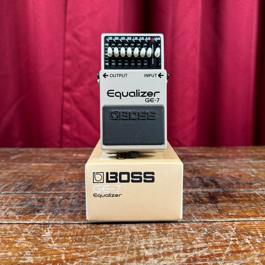 Boss GE-7 Equalizer 7 Band Graphic EQ Pedal *Video Demo*