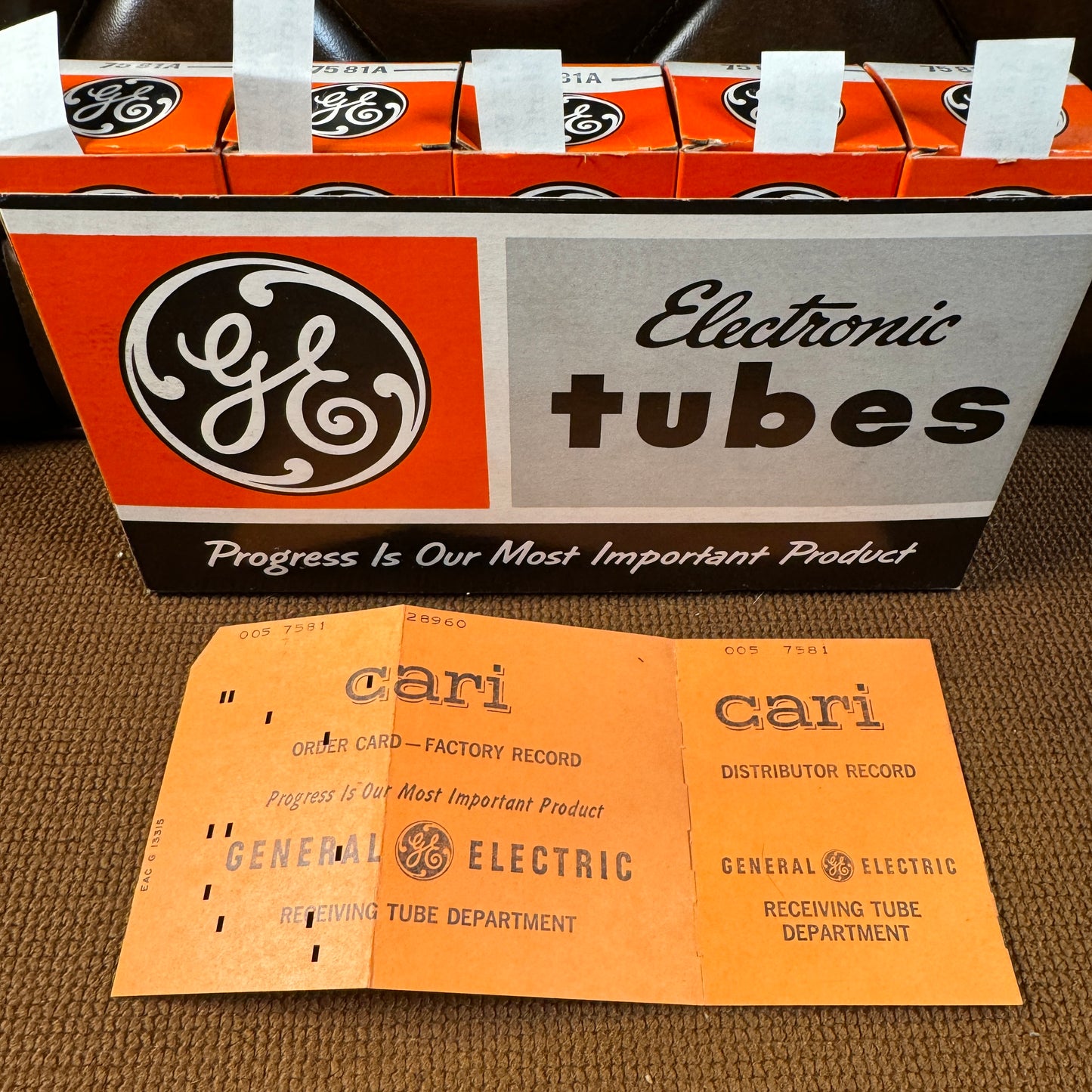 NOS General Electric 7581A Power Tubes Quintet Set of 5 Made in USA GE Flesh Colored Base #164