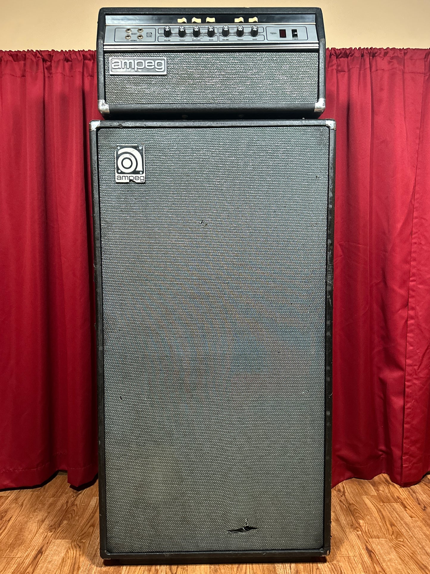 1976 Ampeg SVT 300 Watt Amplifier Head & 8x10 Cabinet