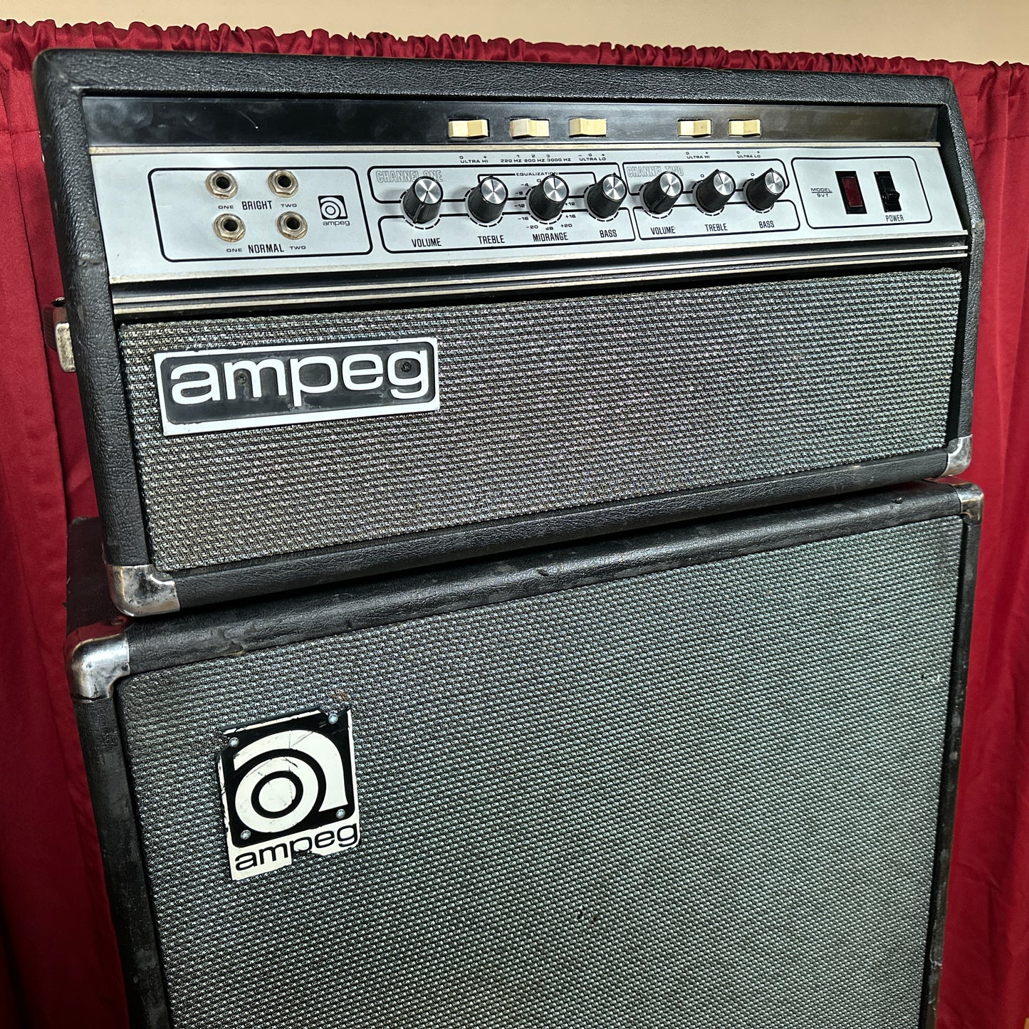 1976 Ampeg SVT 300 Watt Amplifier Head & 8x10 Cabinet