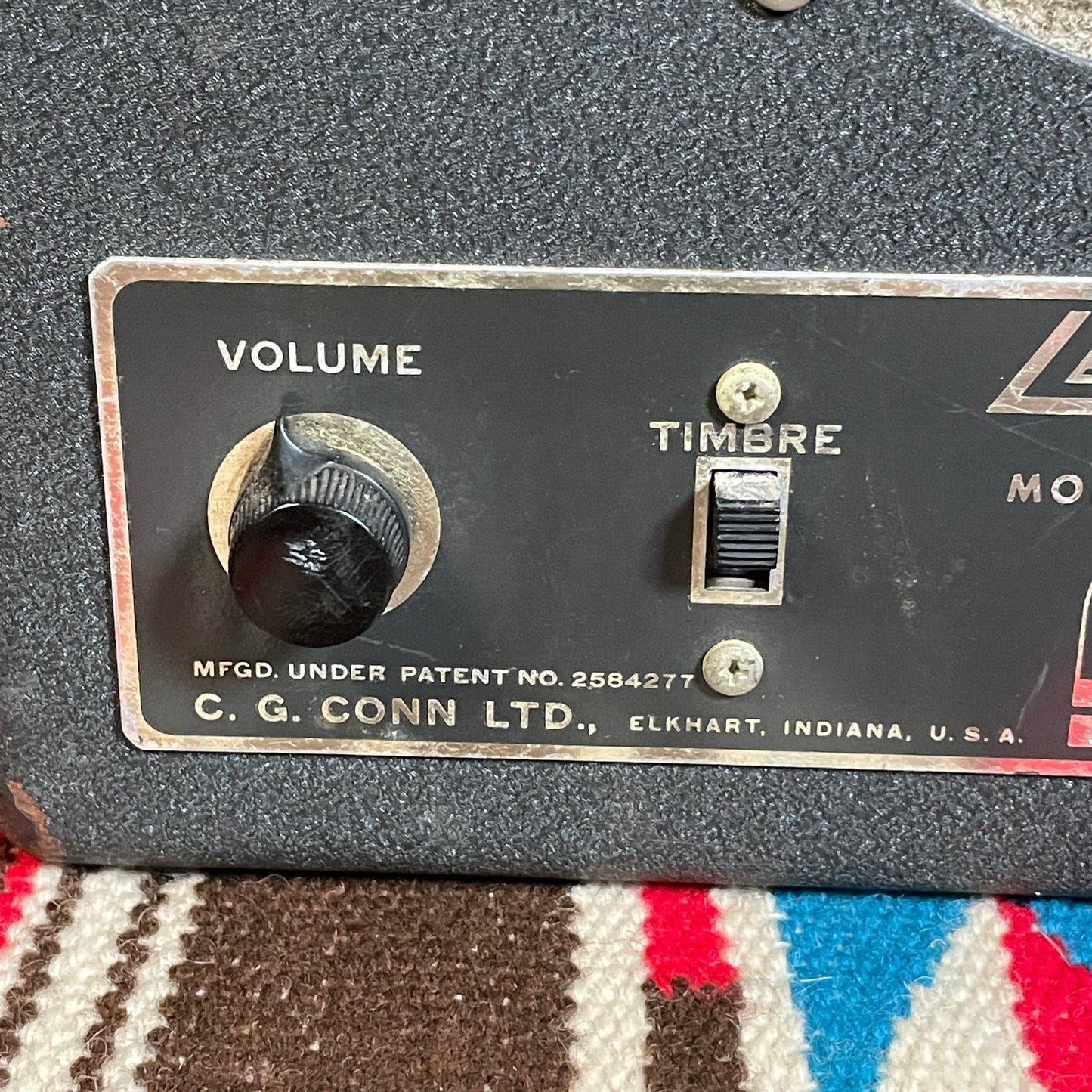 Vintage C. G. Conn Lektro Tuner LT5 Tube Tone Generator