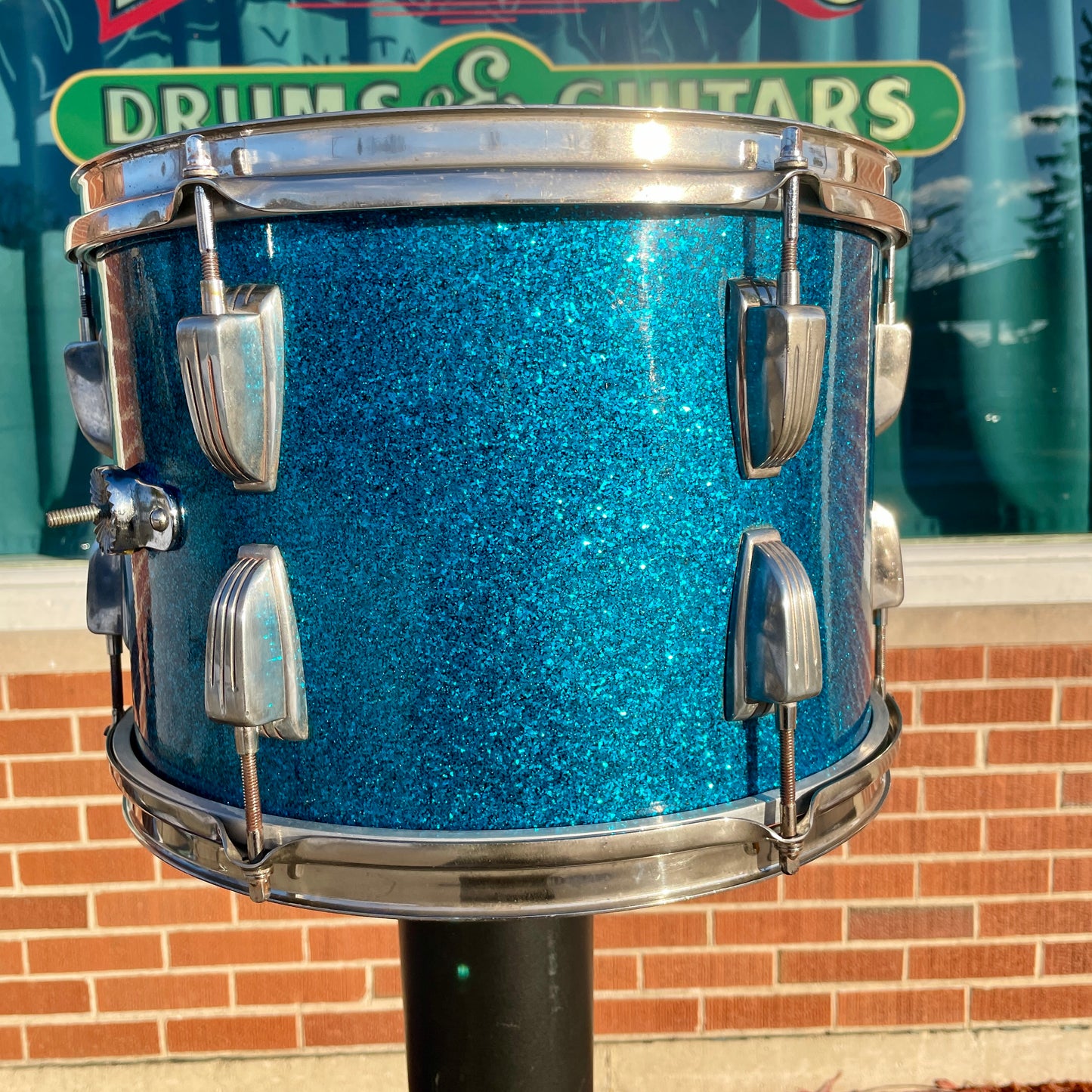 1957 WFL Ludwig Super Classic 9x13 Tom Drum Blue Sparkle