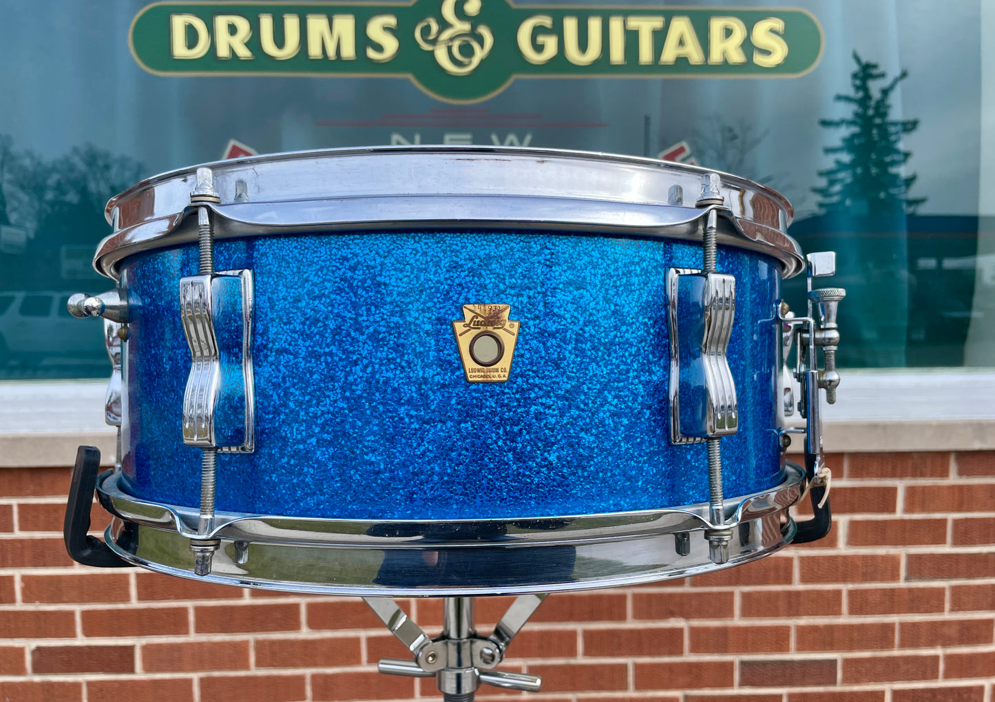 1965 Ludwig 5x14 Pioneer Snare Drum No. 491 Blue Sparkle