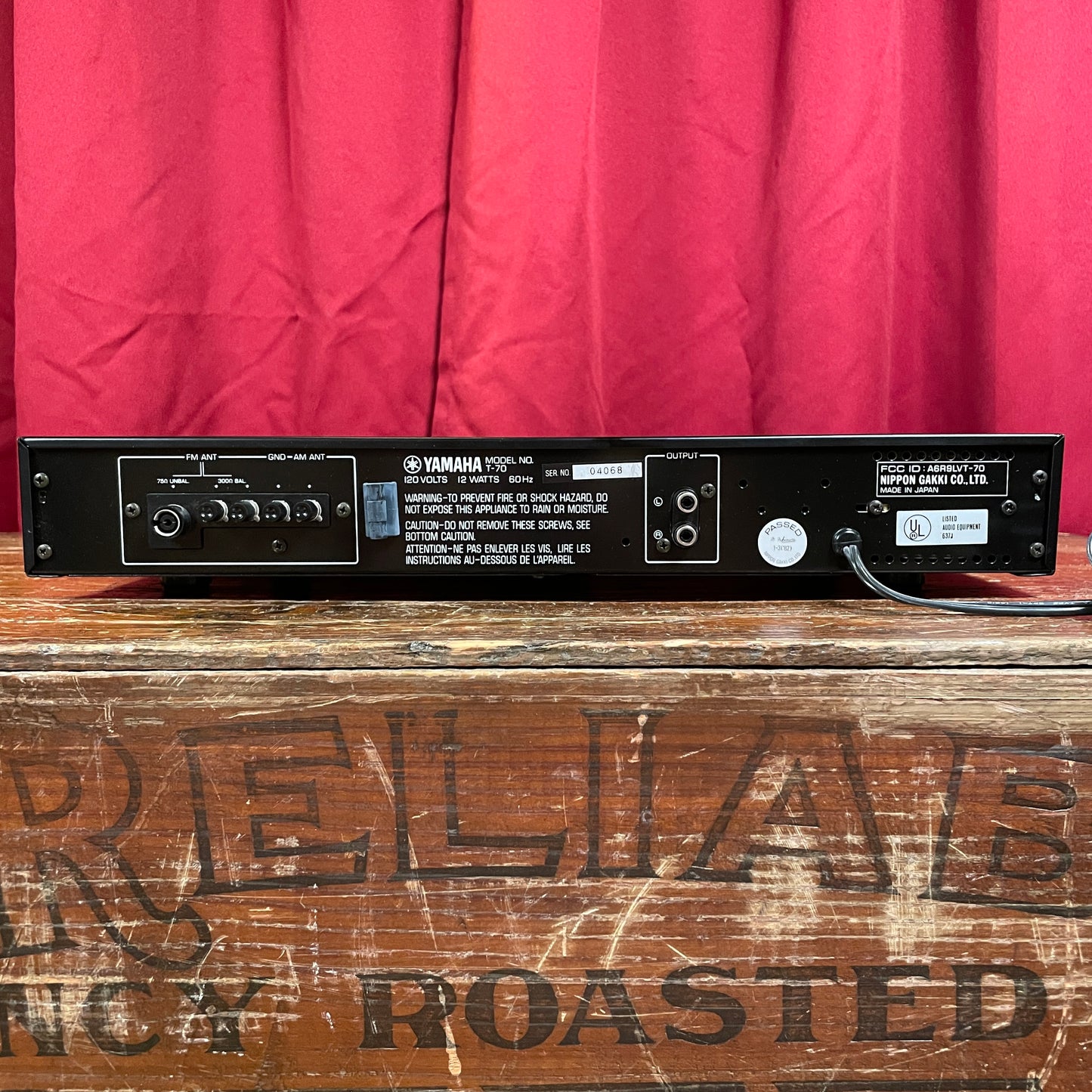 Yamaha T-70 Natural Sound AM/FM Stereo Tuner