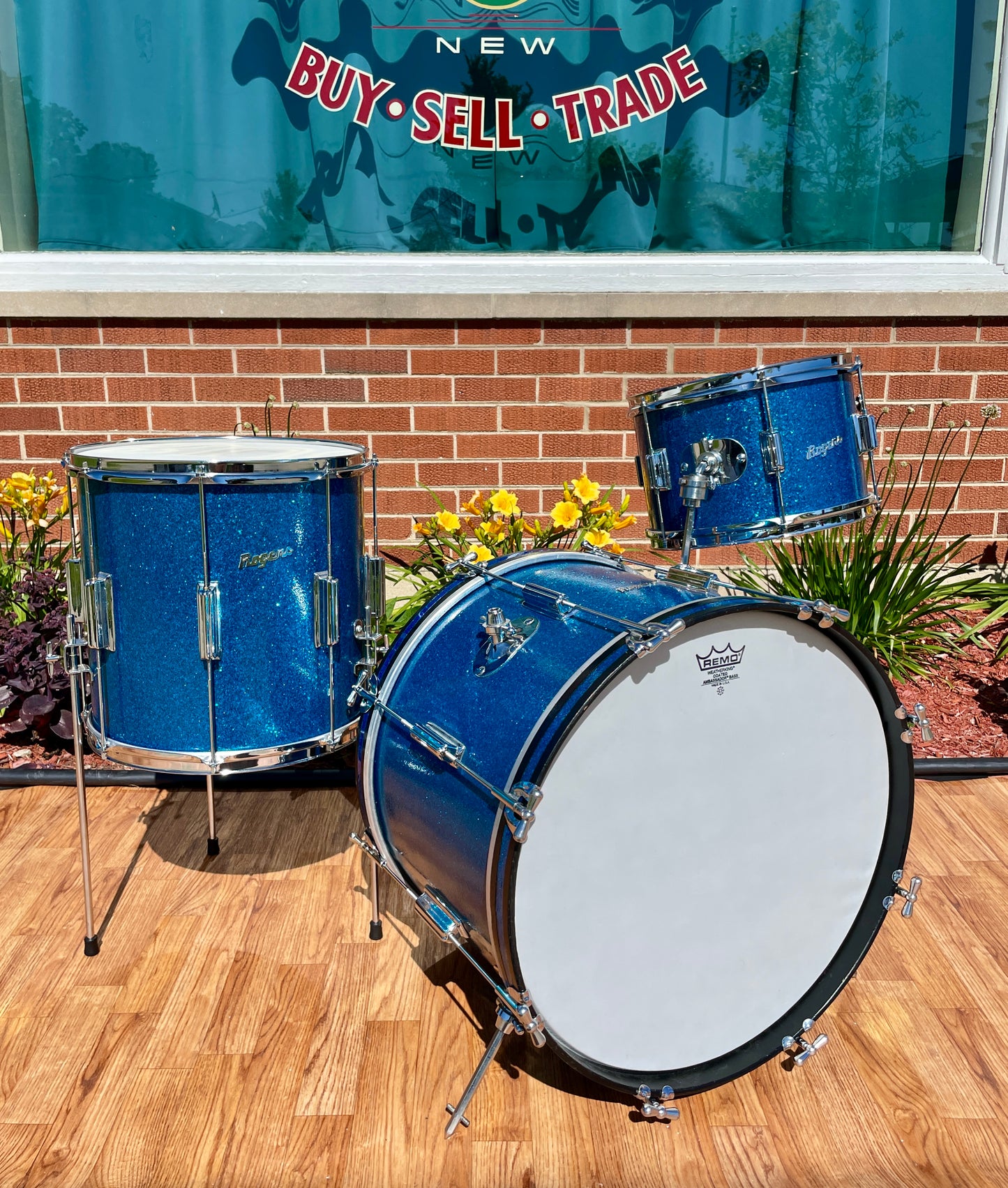 1960s Rogers Tower Delta Drum Set Sparkling Blue Pearl 20/12/14