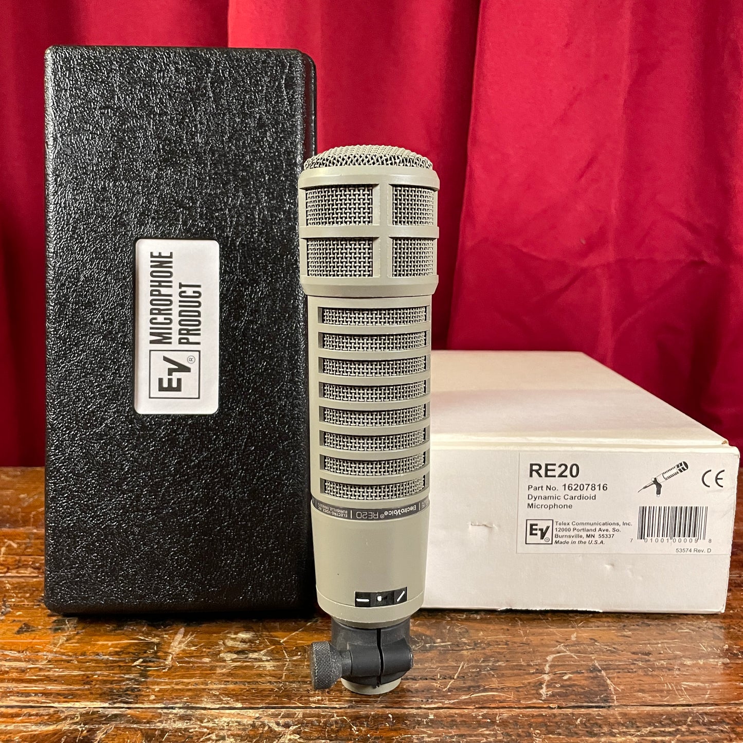 Electro-Voice RE20 Broadcasting Vocal Microphone EV w/ Box