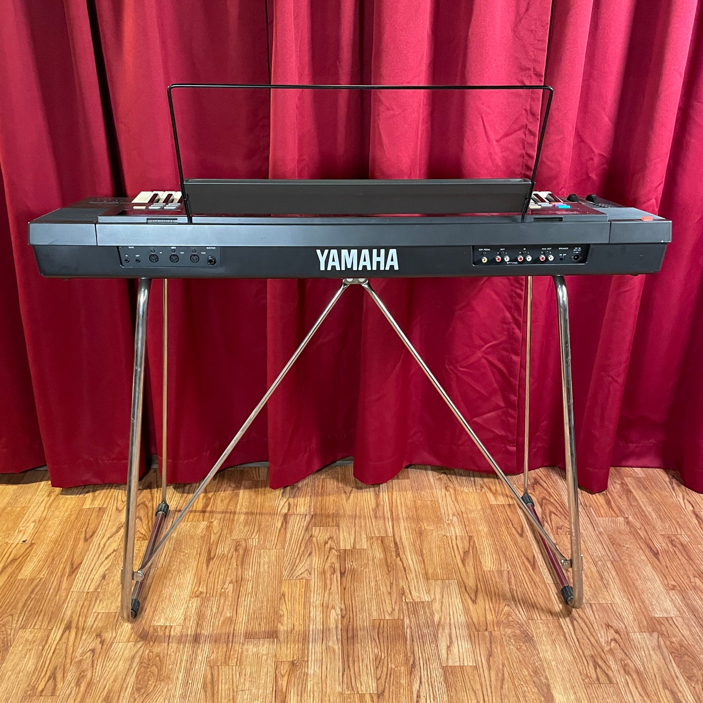 Yamaha DSR-2000 FM Synthesizer Keyboard w/ Original Stand