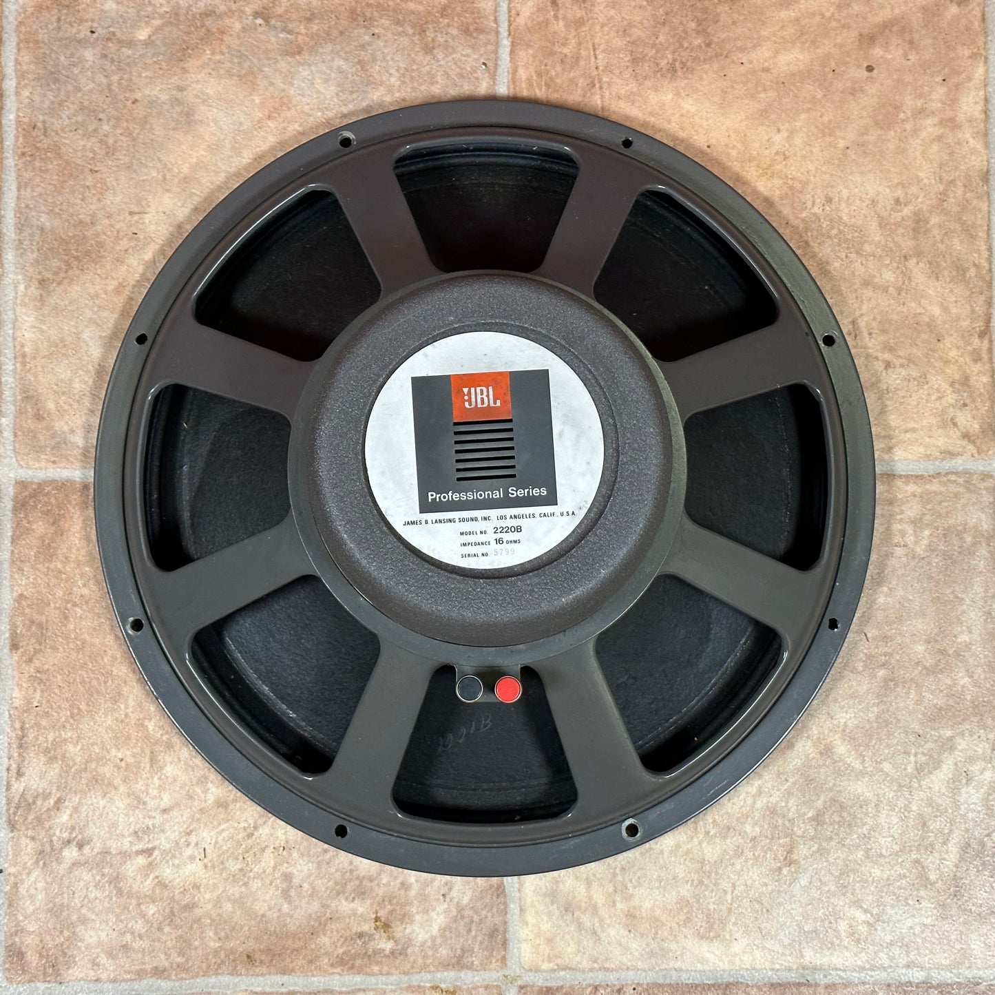 JBL Professional Series 2220B 15" Speaker 16 Ohms