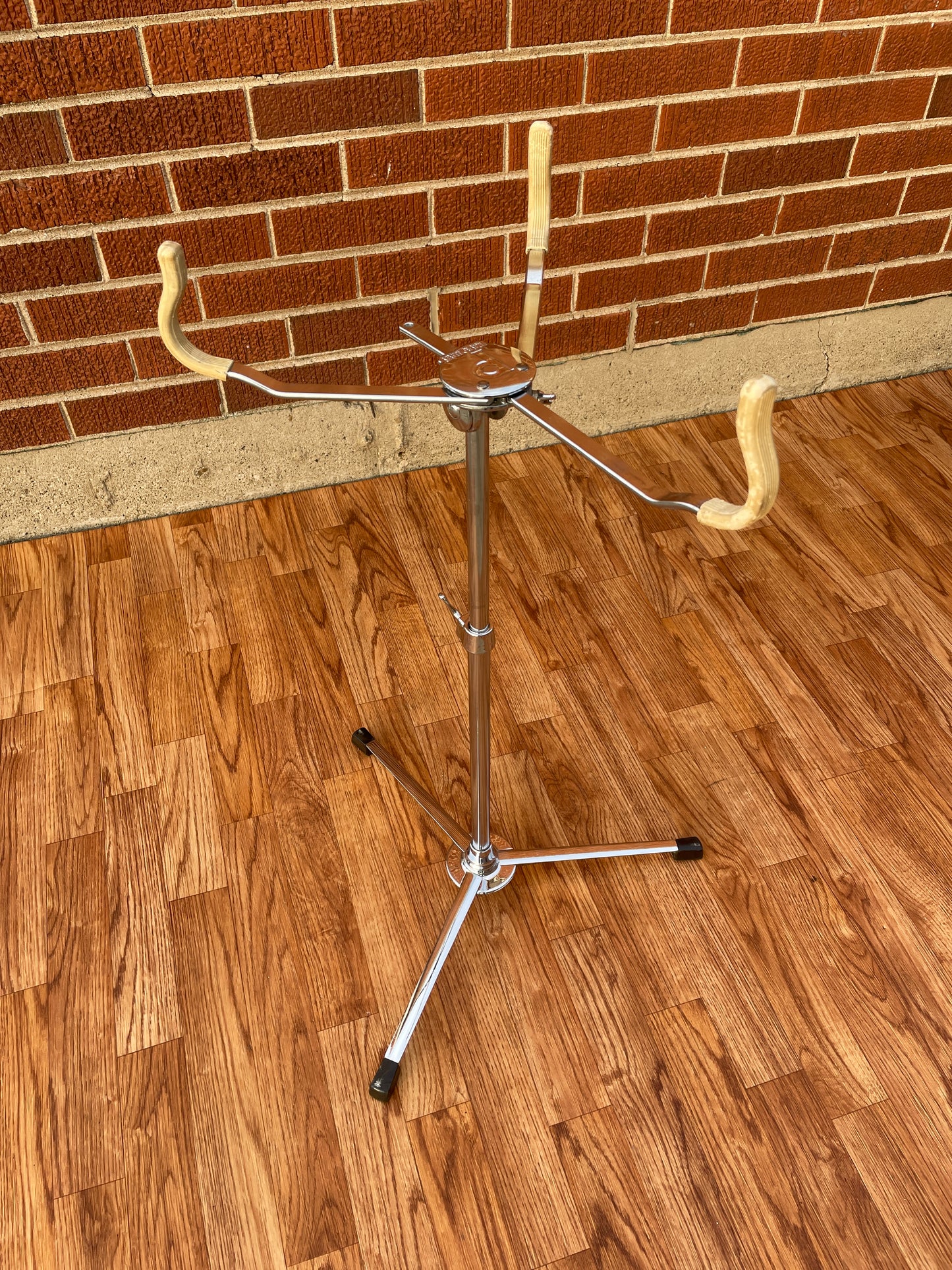 1960s Premier No. 300 Flush Base Snare Drum Stand Flat Base