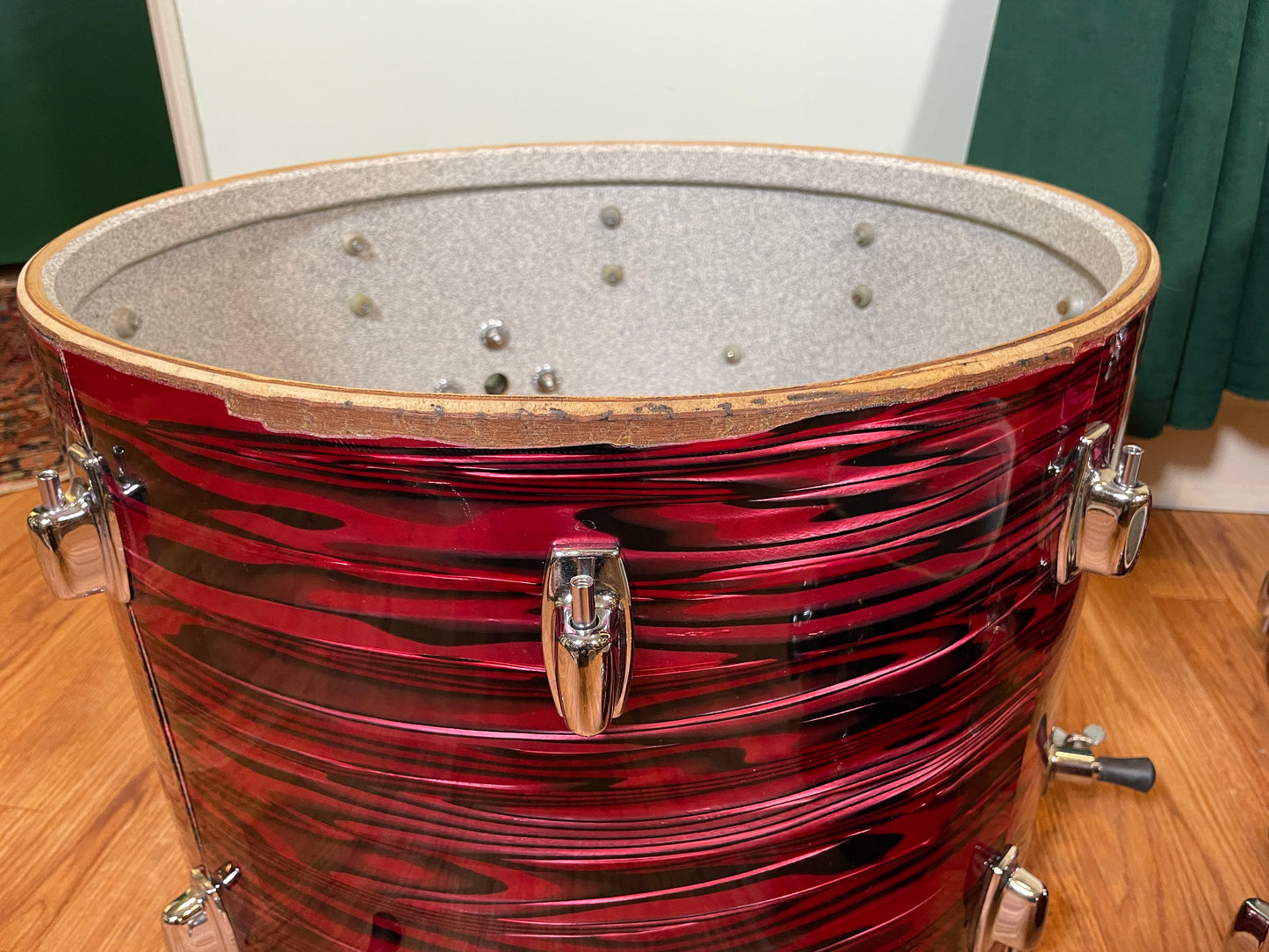 1971 Ludwig Standard Drum Set Ruby Red Strata 20/12/14/5x14