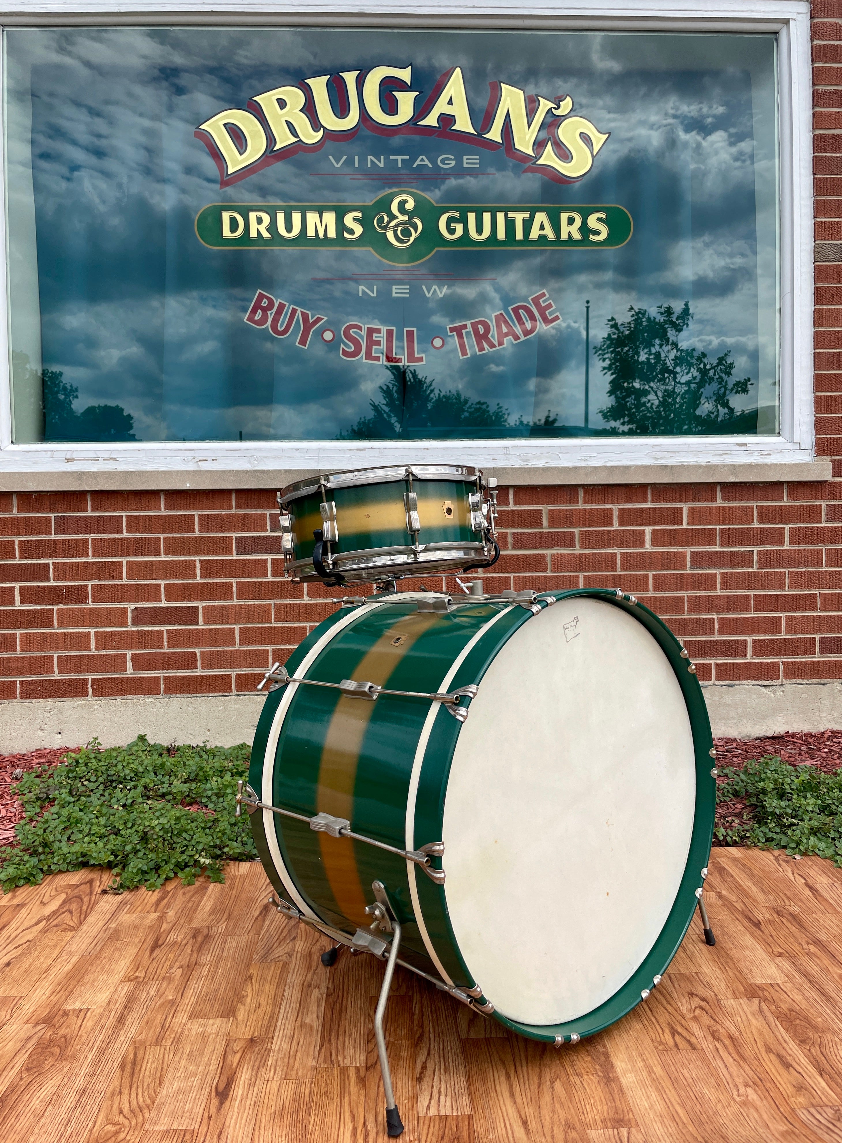 1957 WFL Ludwig Drum Set Green \u0026 Gold1957 WFL Ludwig Drum Set Green \u0026 Gold  