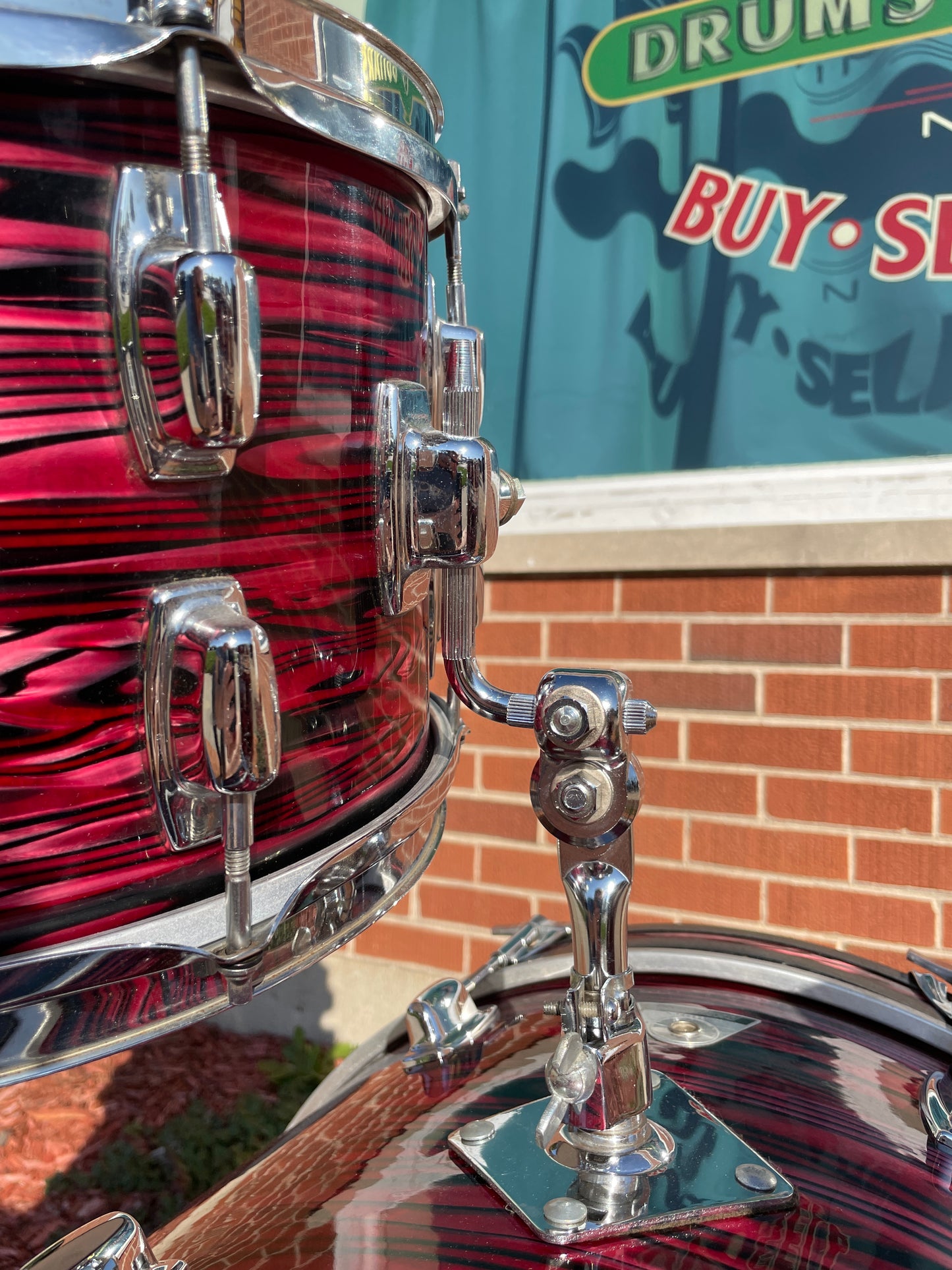 1971 Ludwig Standard Drum Set Ruby Red Strata 20/12/14/5x14