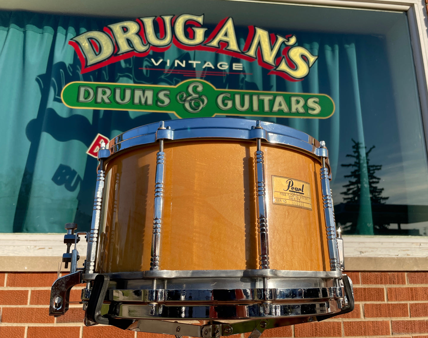 Vintage Pearl 8x14 Free Floating System Snare Drum Maple Natural Japan –  Drugan's Drums & Guitars