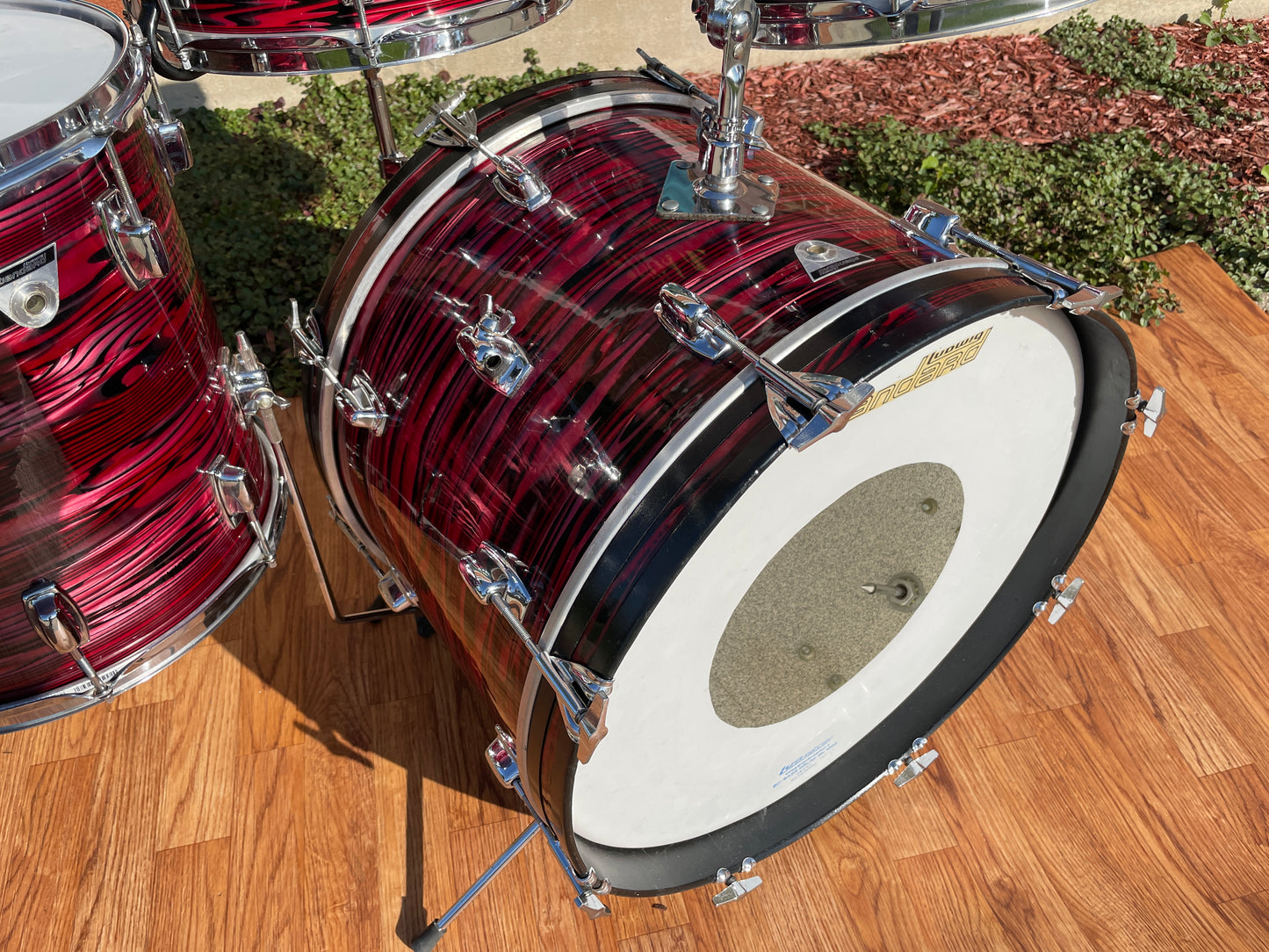 1971 Ludwig Standard Drum Set Ruby Red Strata 20/12/14/5x14