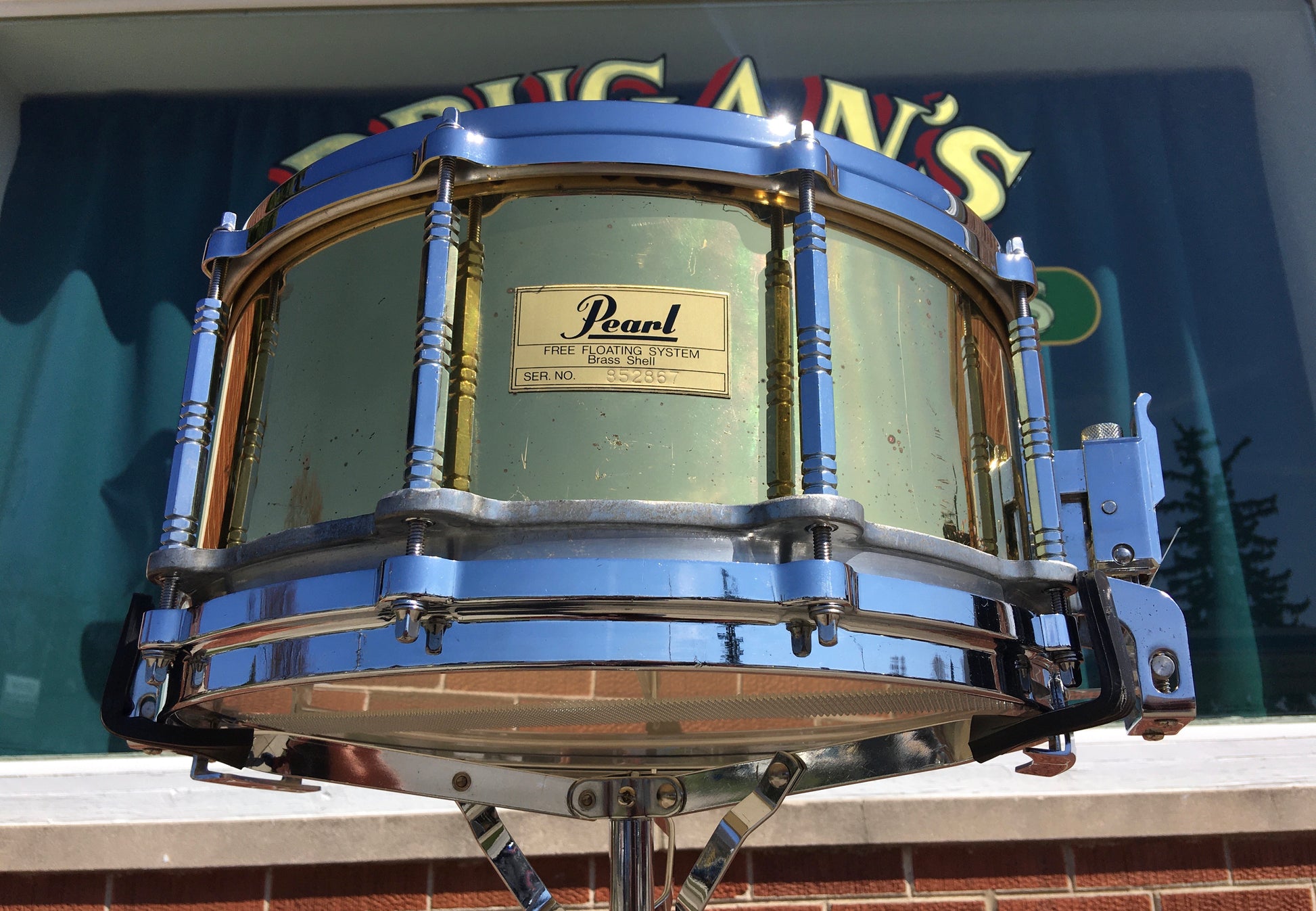 Vintage Pearl 14” X 6.5” Free-Floating Brass Snare, Drums & Percussion, City of Toronto