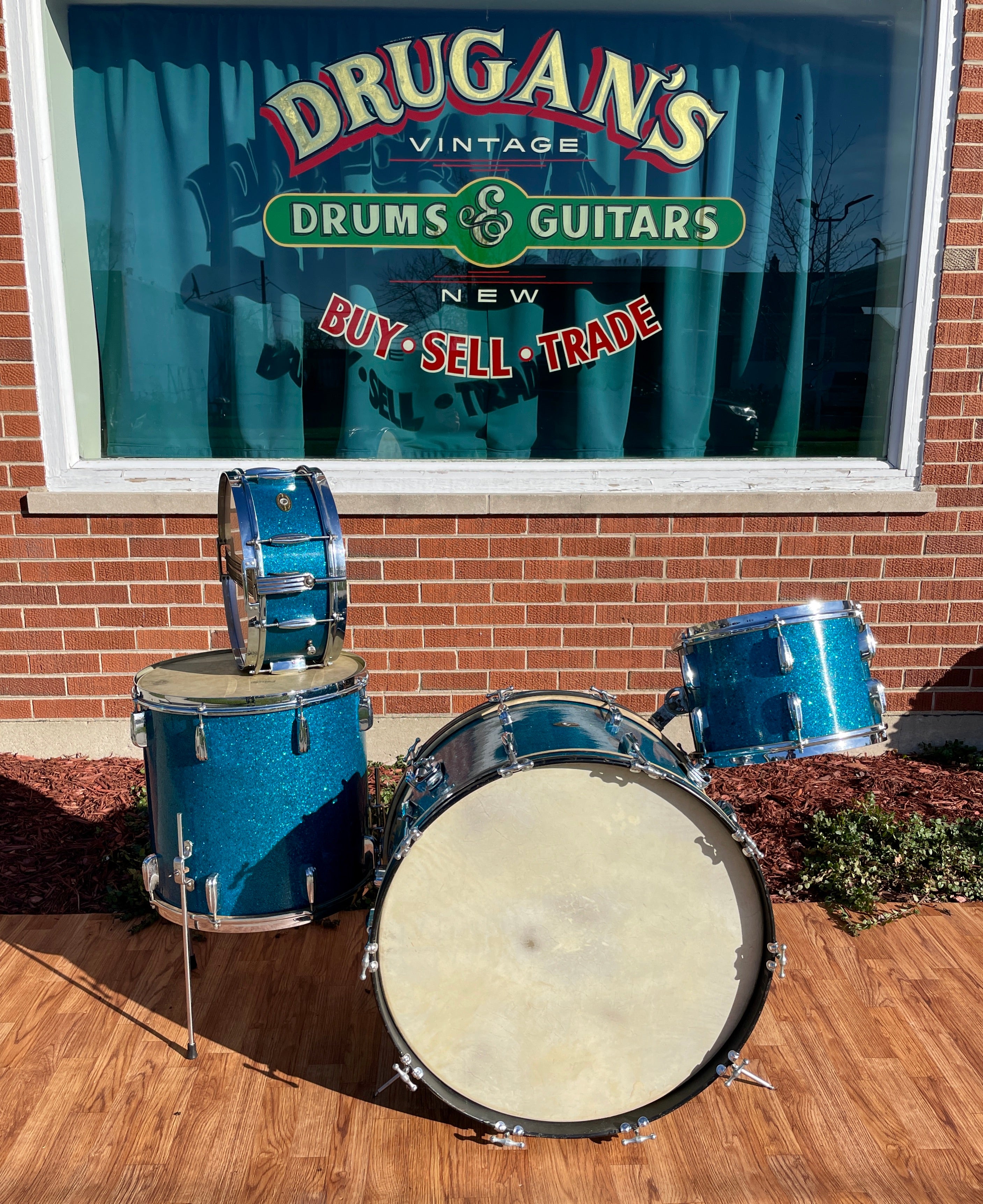 Conjunto de bateria Slingerland Radio King dos anos 1950Conjunto de bateria Slingerland Radio King dos anos 1950  