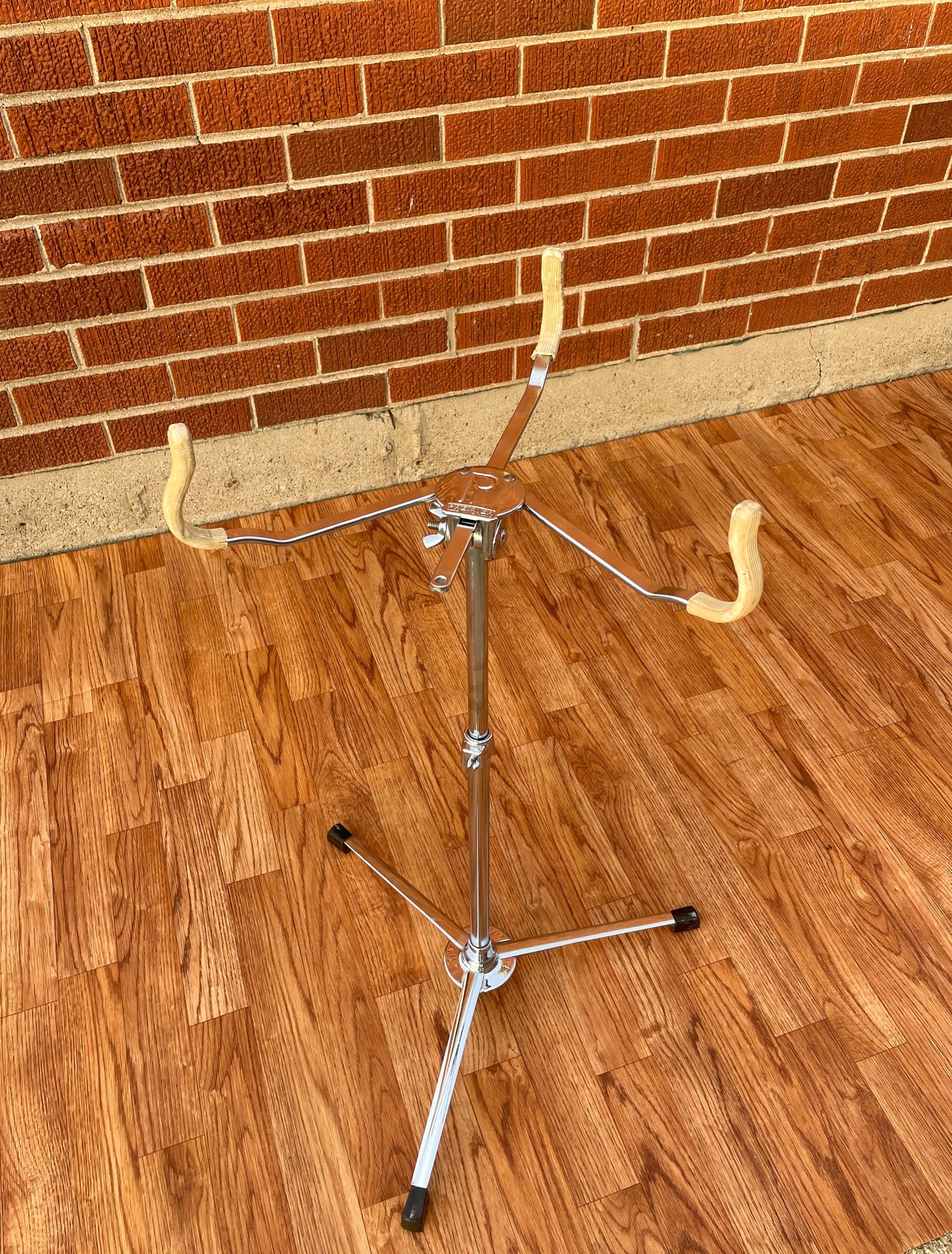 1960s Premier No. 300 Flush Base Snare Drum Stand Flat Base