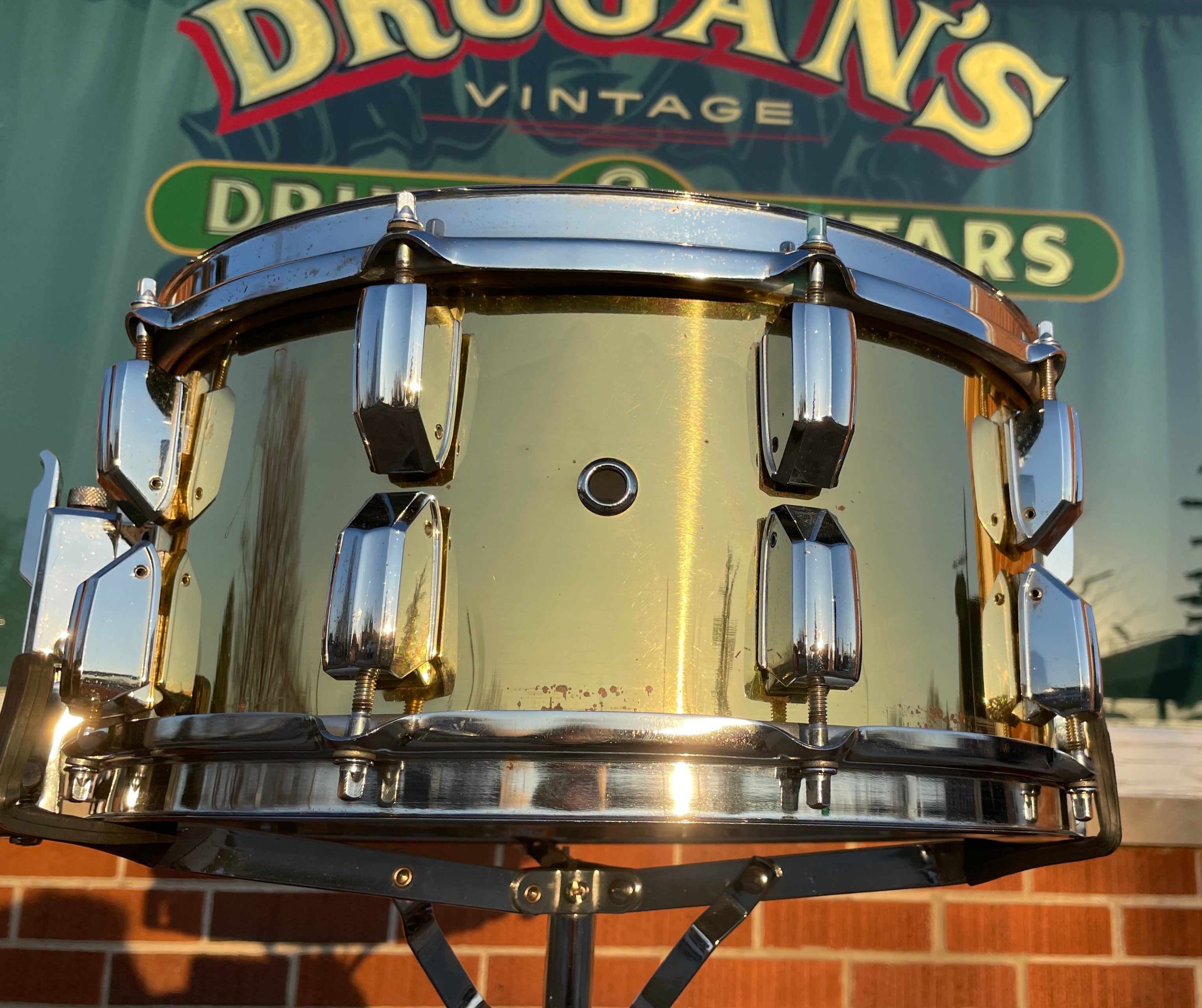 Pearl super gripper store brass snare