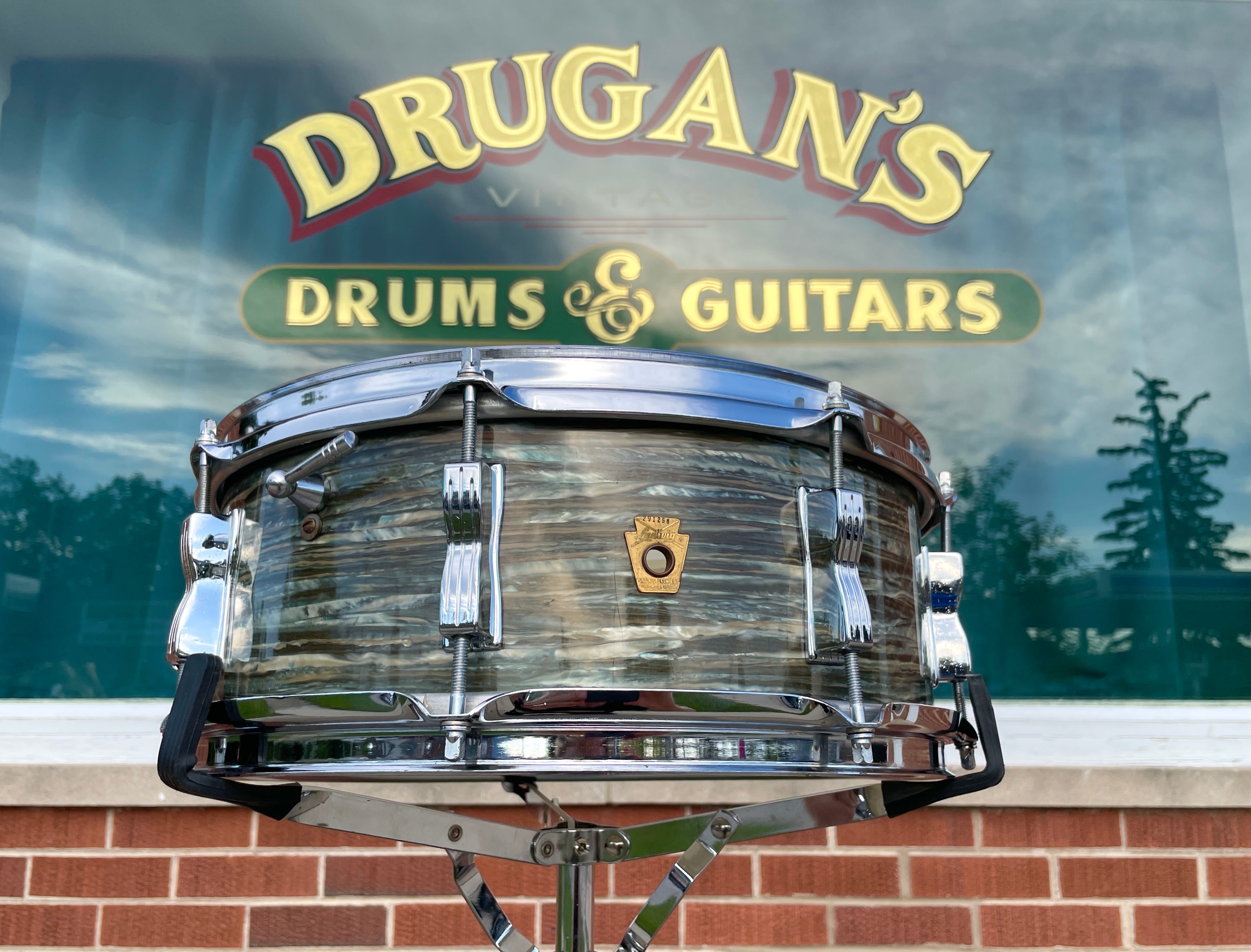 1966 Ludwig 5x14 Jazz Festival Snare Drum Oyster Blue Pearl – Drugan's  Drums & Guitars