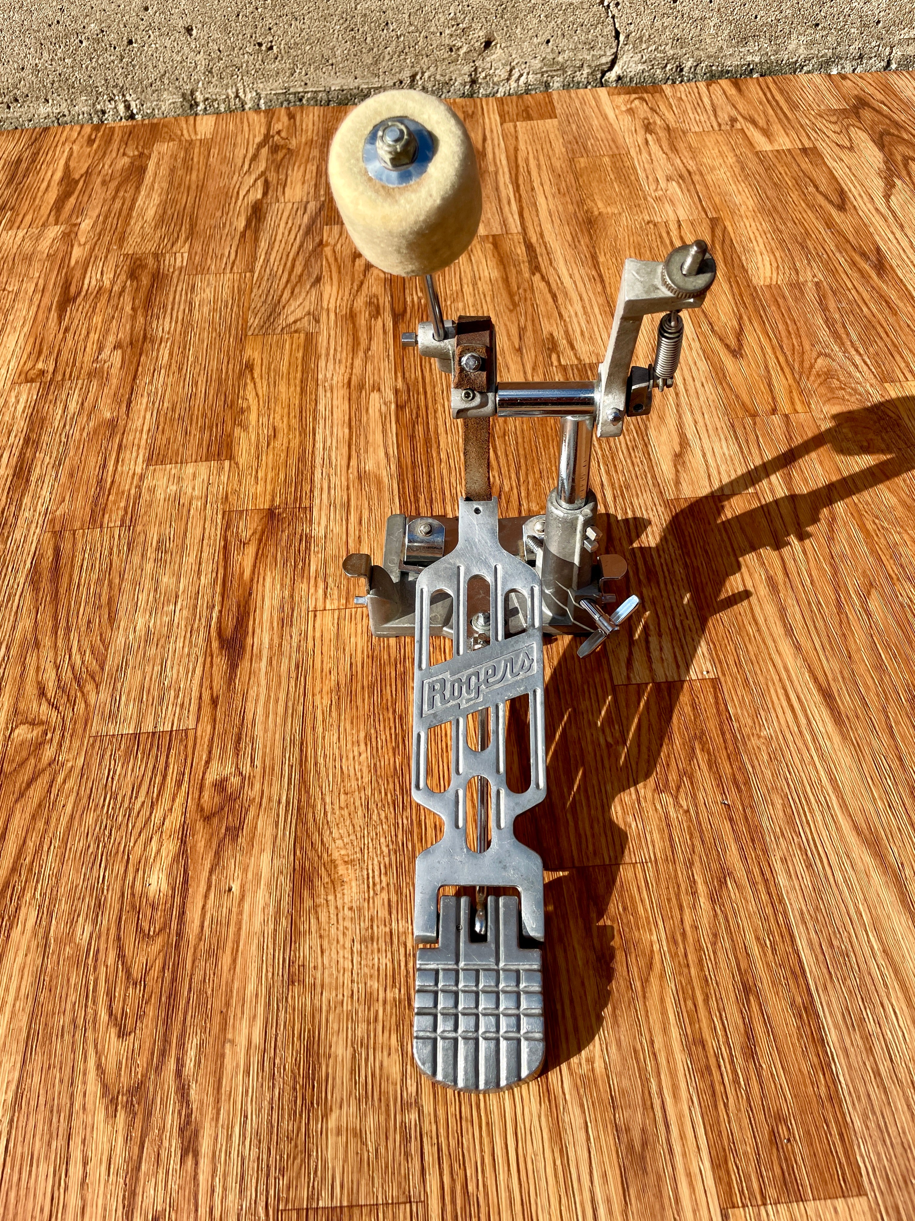 1960s Rogers Swiv-O-Matic Bass Drum Pedal – Drugan's Drums & Guitars