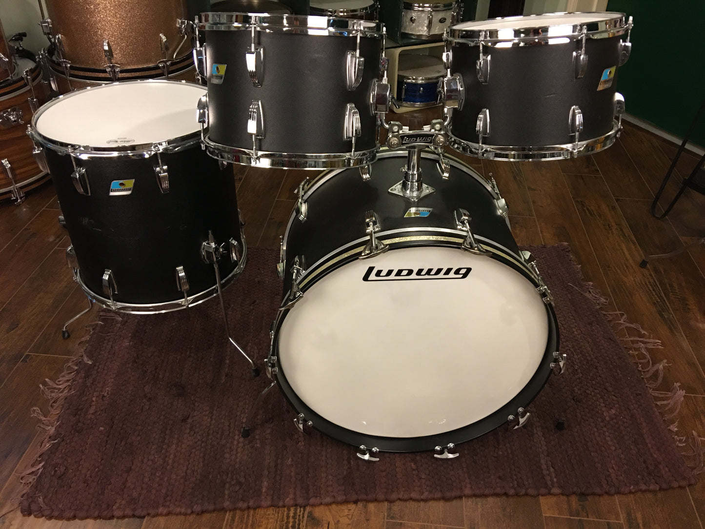 1970 Ludwig Hollywood Drum Set Black Panther 22/12/13/16