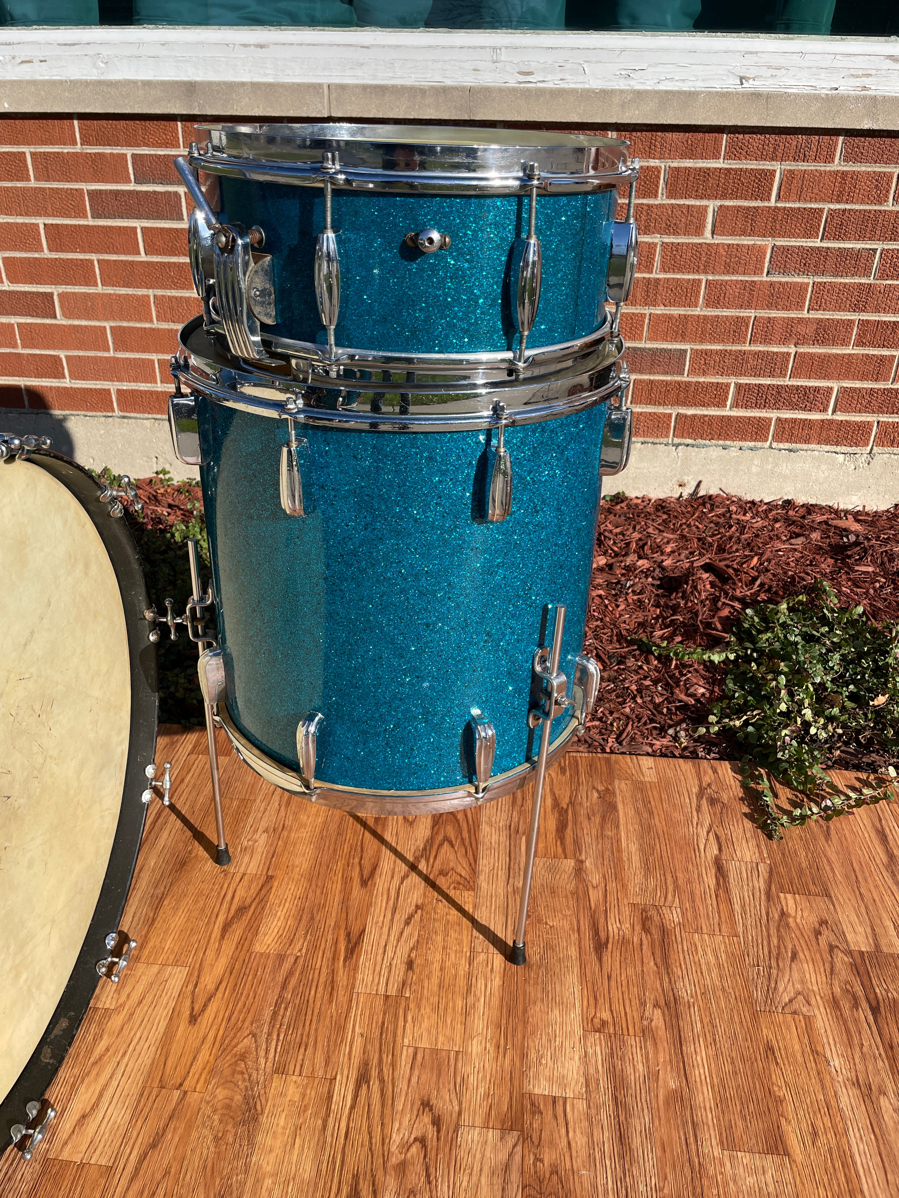 1950s Slingerland Radio King Drum Set Aqua Blue Sparkle Glass 