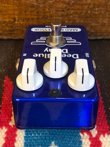 Mad Professor Hand Wired Deep Blue Delay Pedal w/ Box – Drugan's