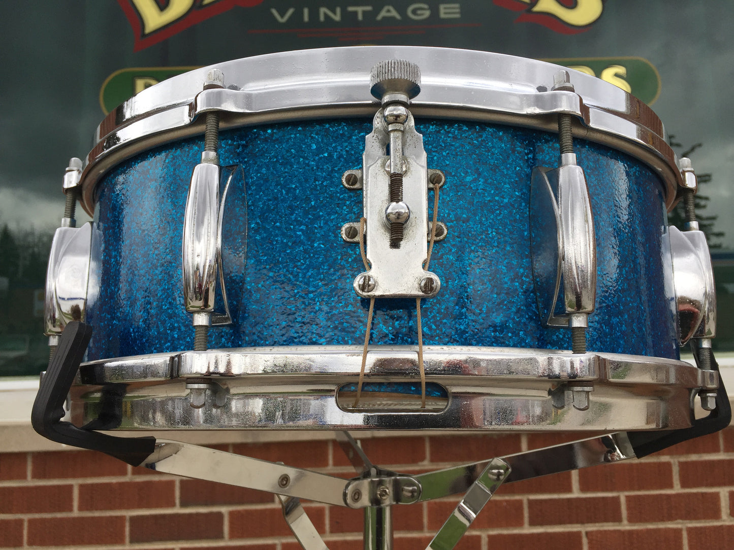 Vintage 1960's Gretsch 5.5"x14" Round Badge Blue Sparkle Name Band Snare - Nice!