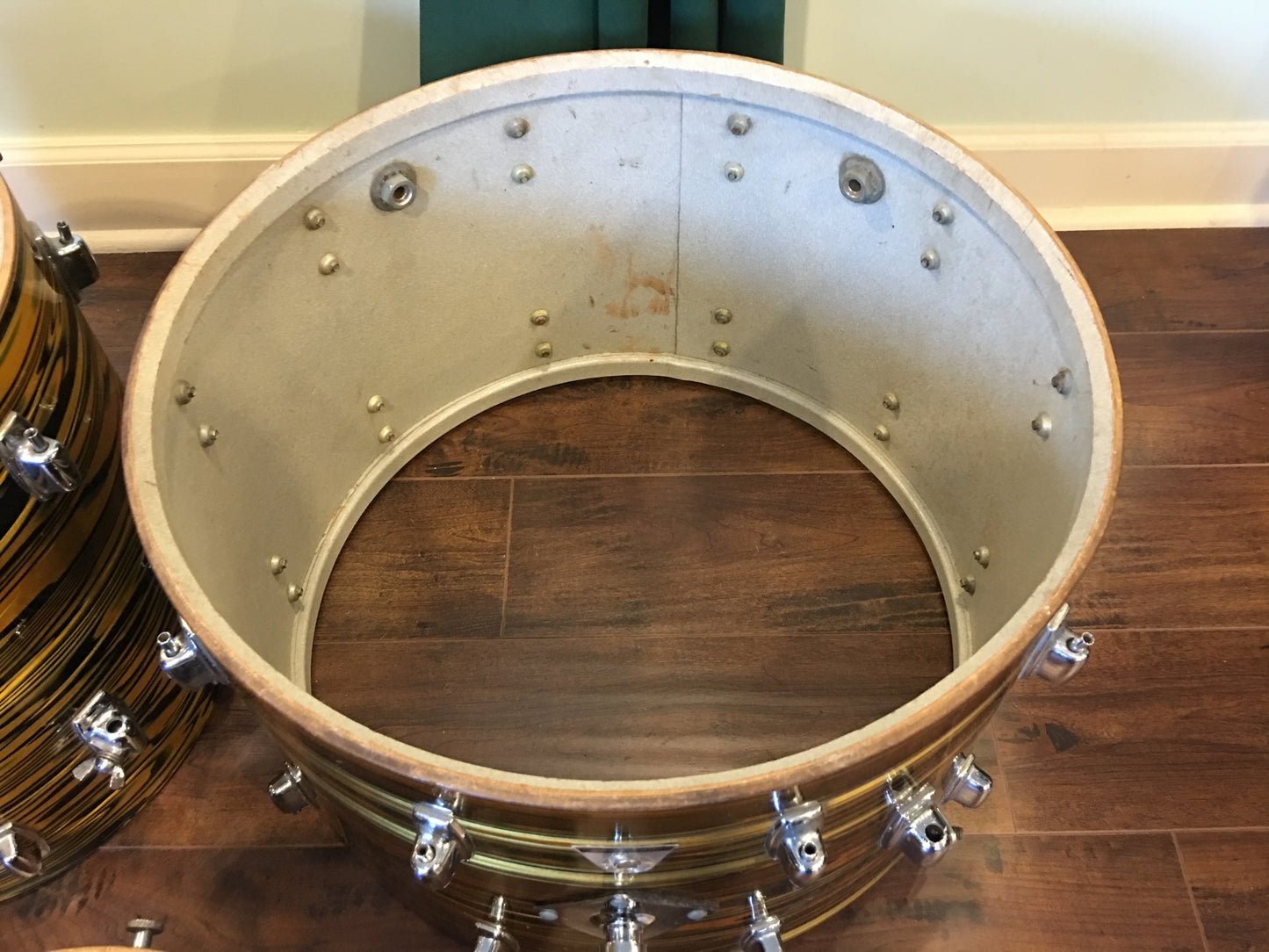 Ludwig Standard Lemon Strata Drum Set Super Classic